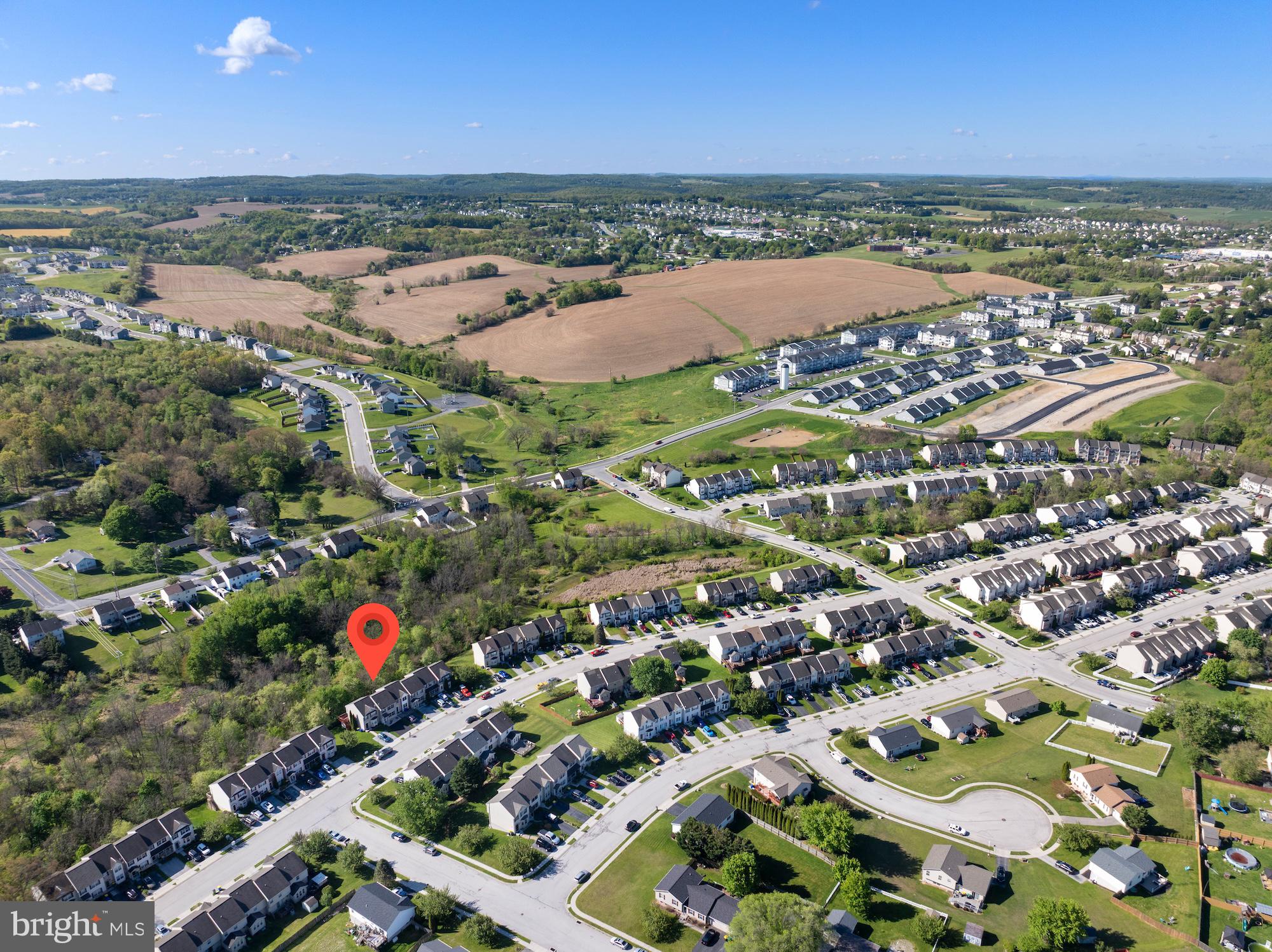 COLONIAL HILLS - Residential