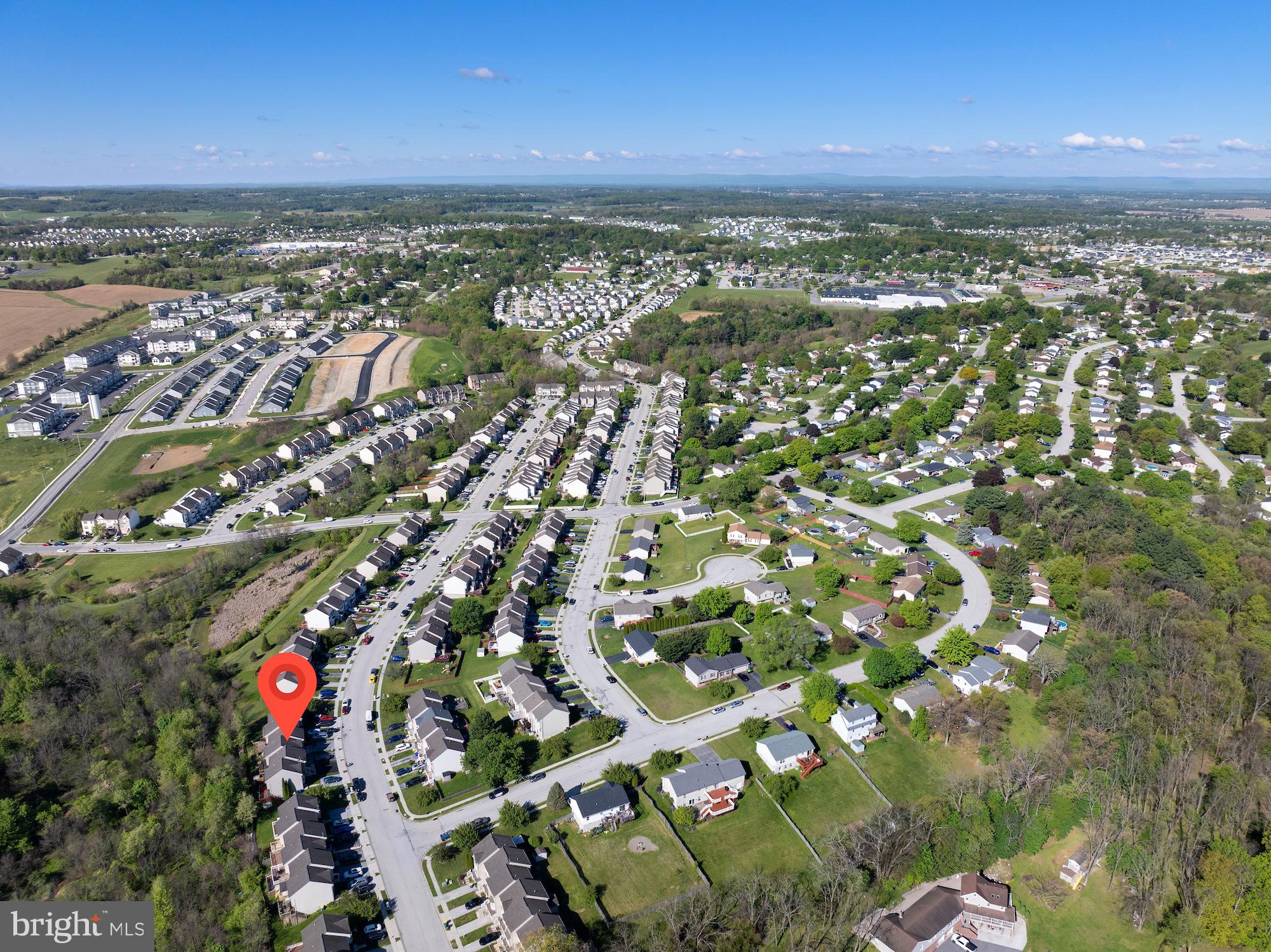 COLONIAL HILLS - Residential