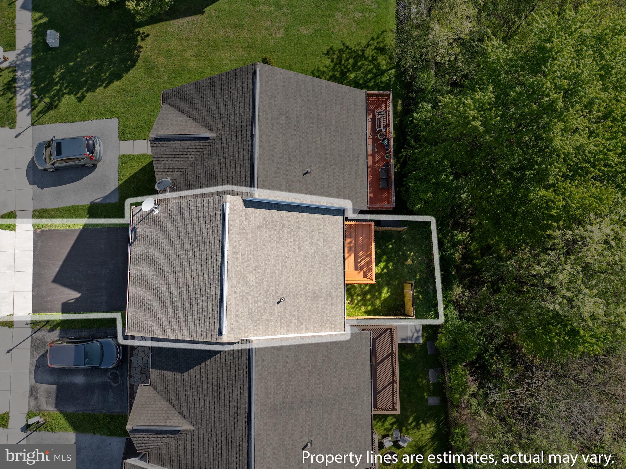 COLONIAL HILLS - Residential