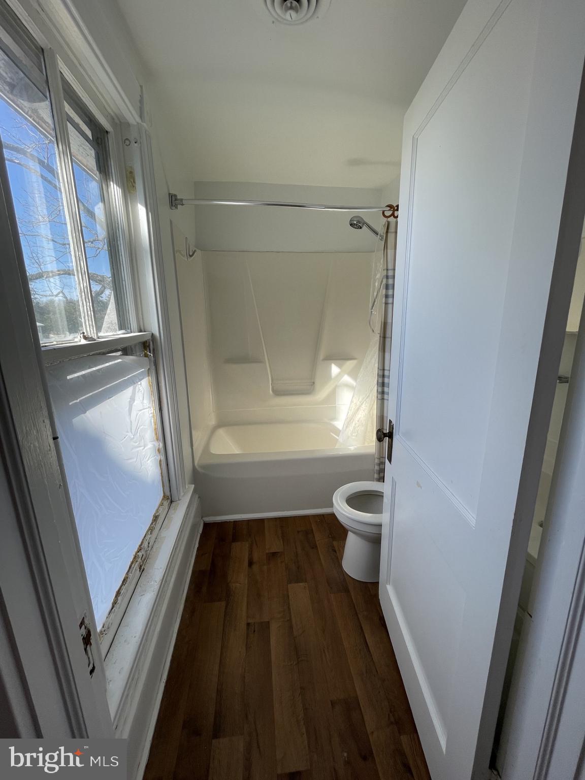 POWHATAN PLANTATION - Residential Lease