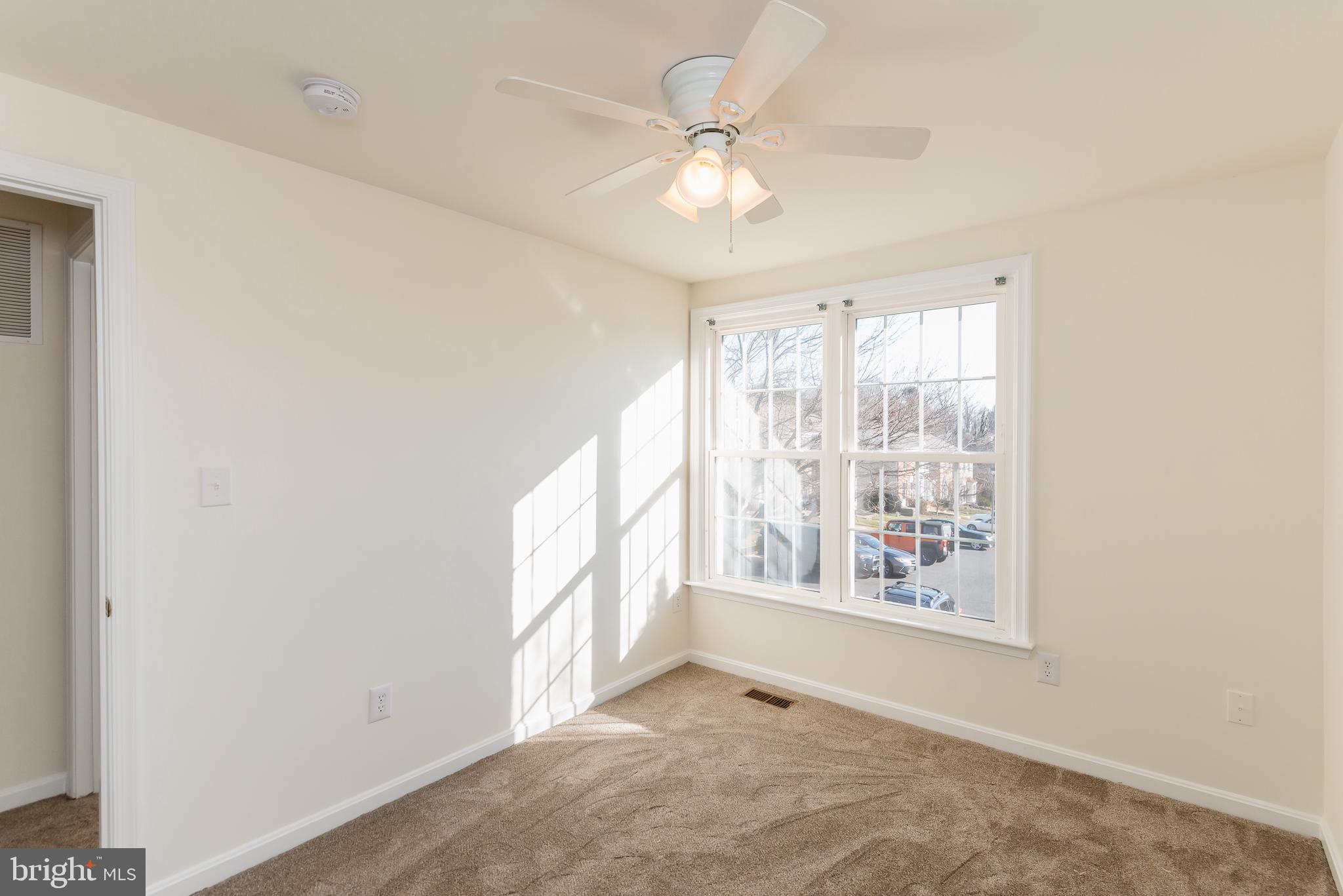 LAUREL WOODS - Residential Lease