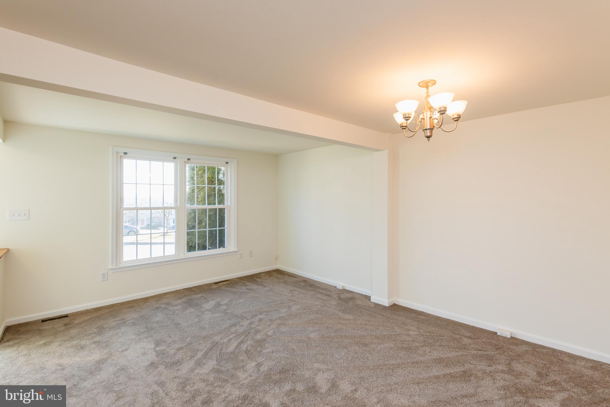 LAUREL WOODS - Residential Lease