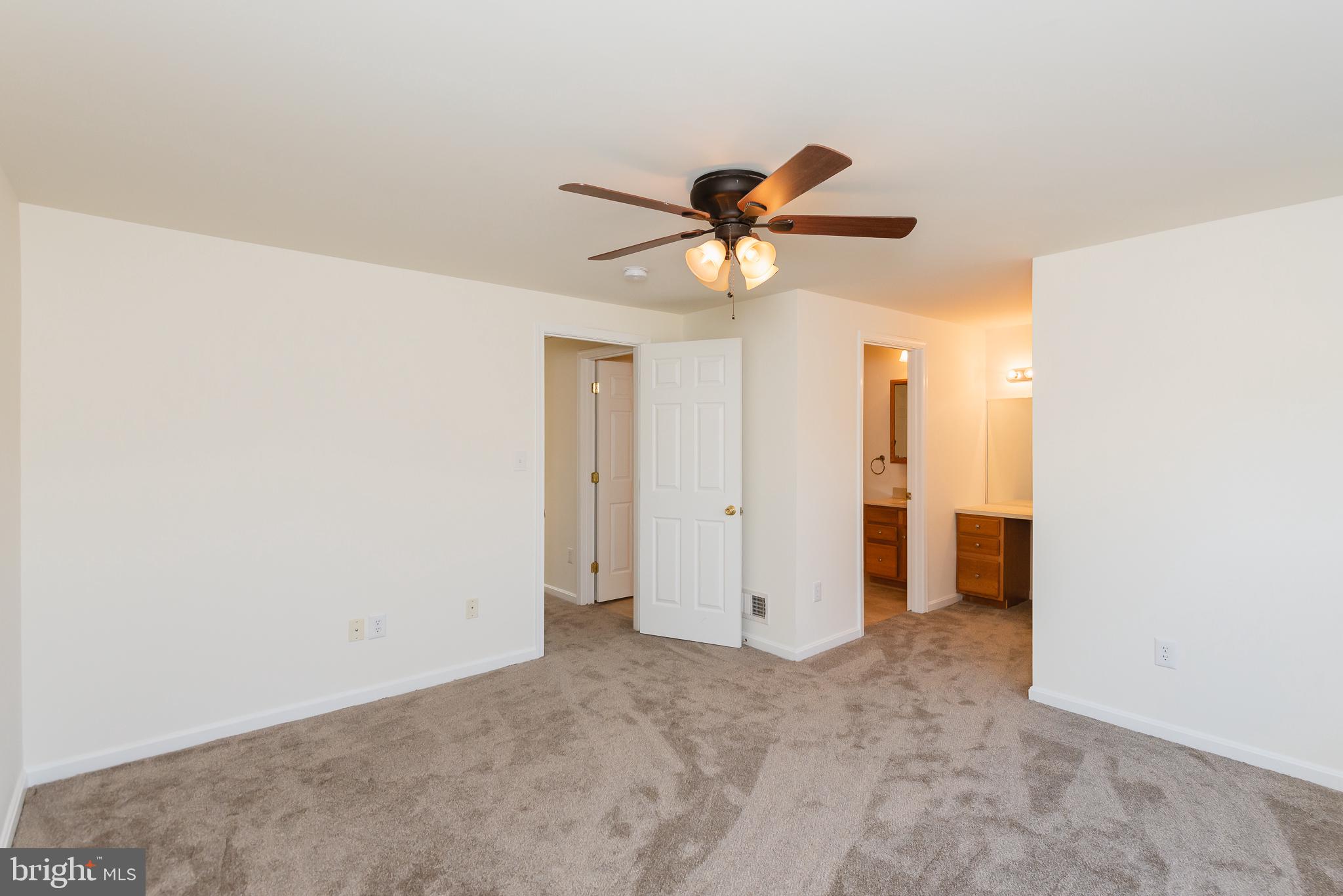 LAUREL WOODS - Residential Lease