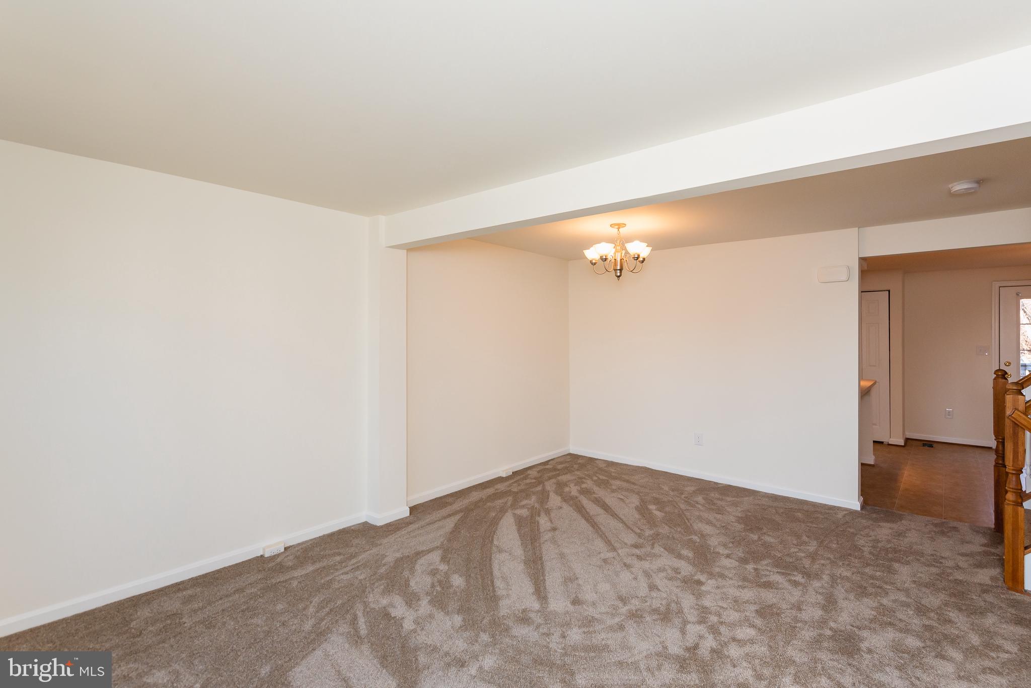 LAUREL WOODS - Residential Lease