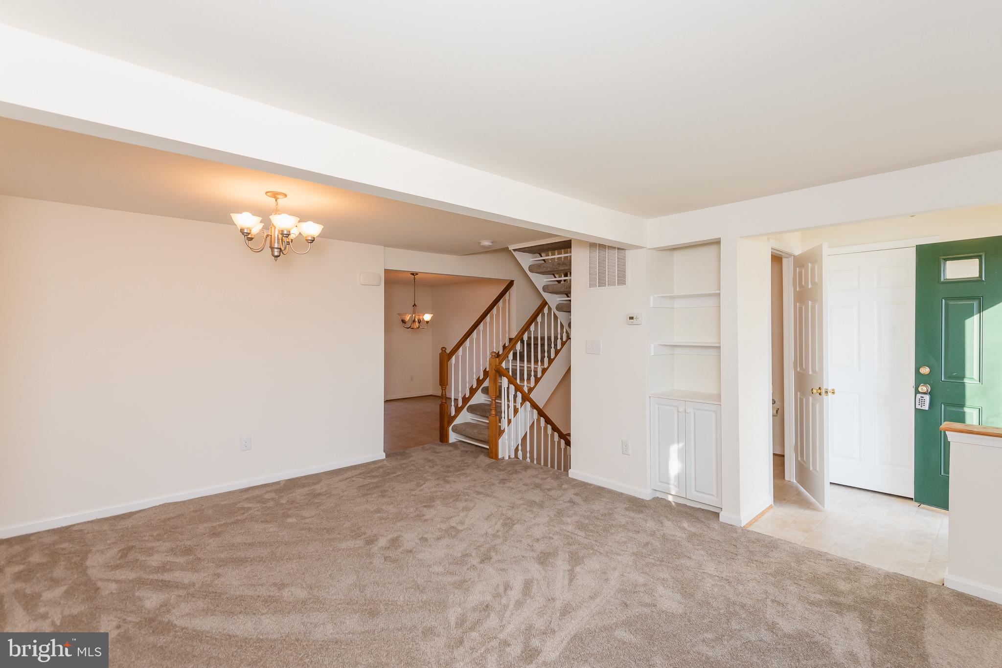 LAUREL WOODS - Residential Lease