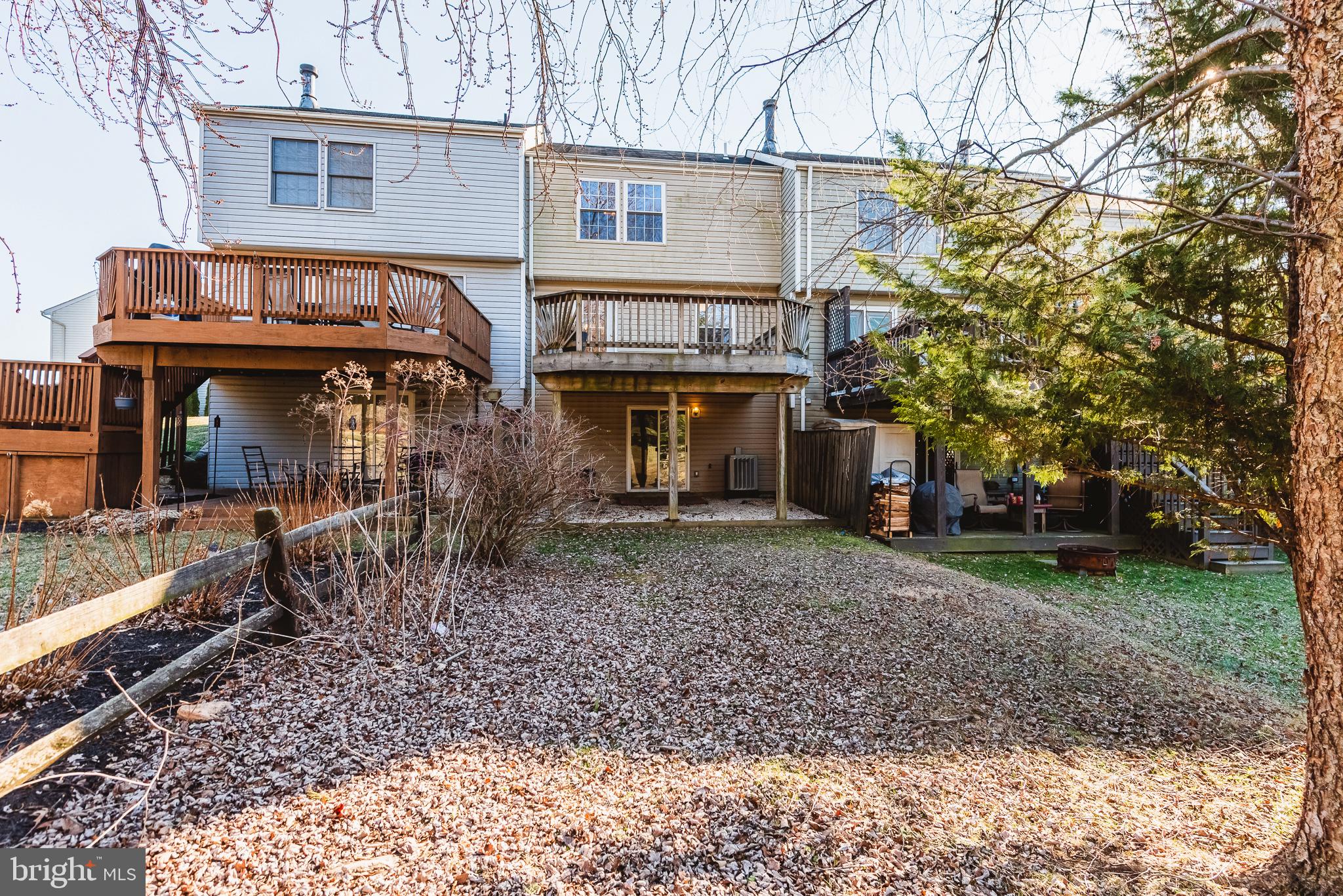 LAUREL WOODS - Residential Lease