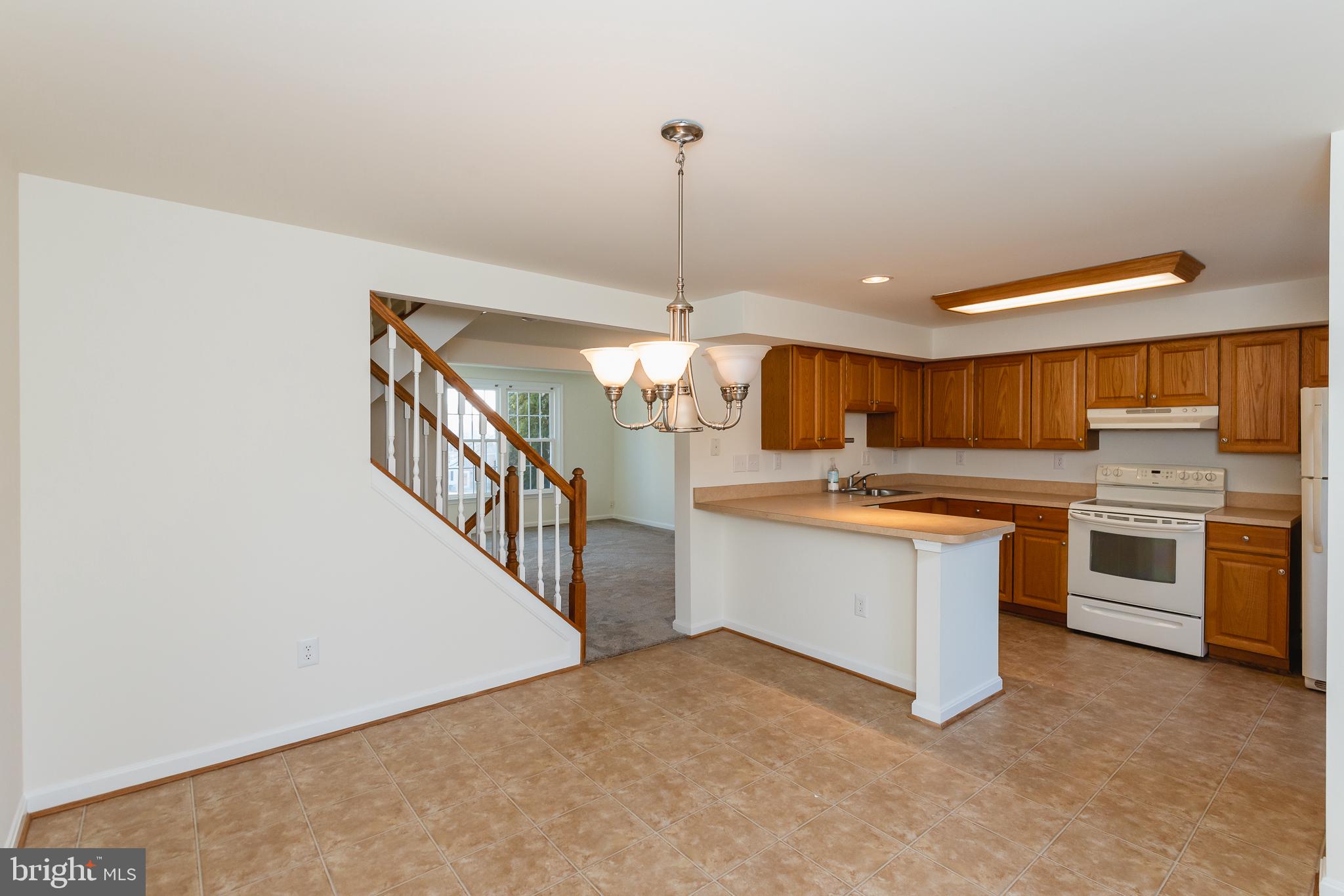 LAUREL WOODS - Residential Lease