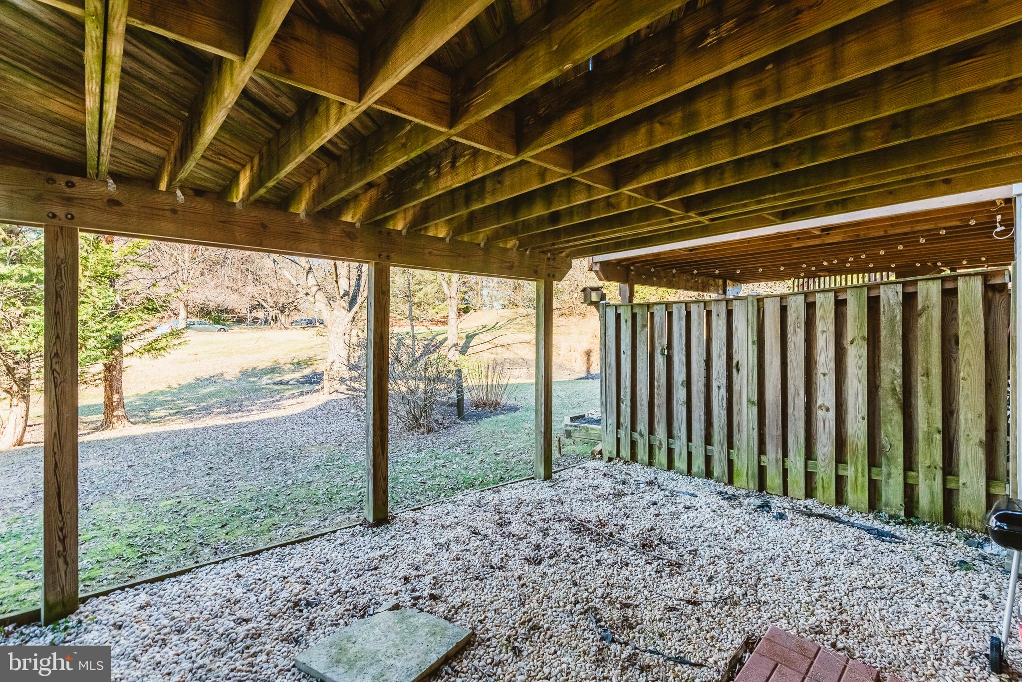 LAUREL WOODS - Residential Lease