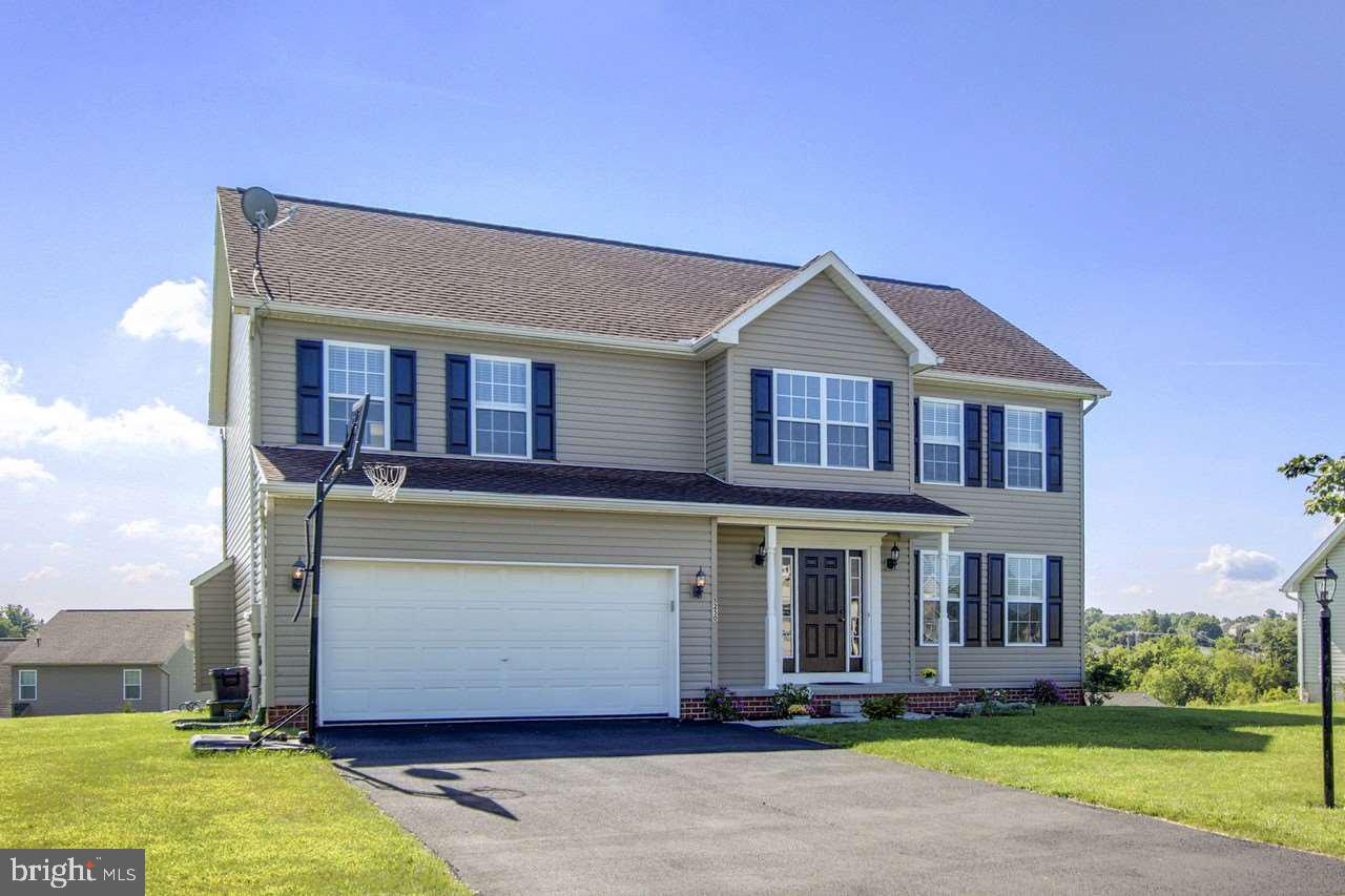 SHADOWBROOKE - Residential