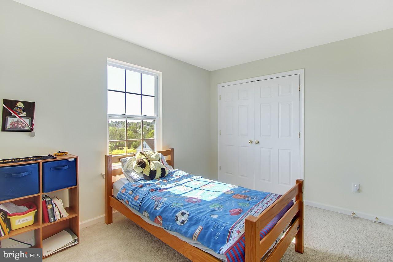 SHADOWBROOKE - Residential