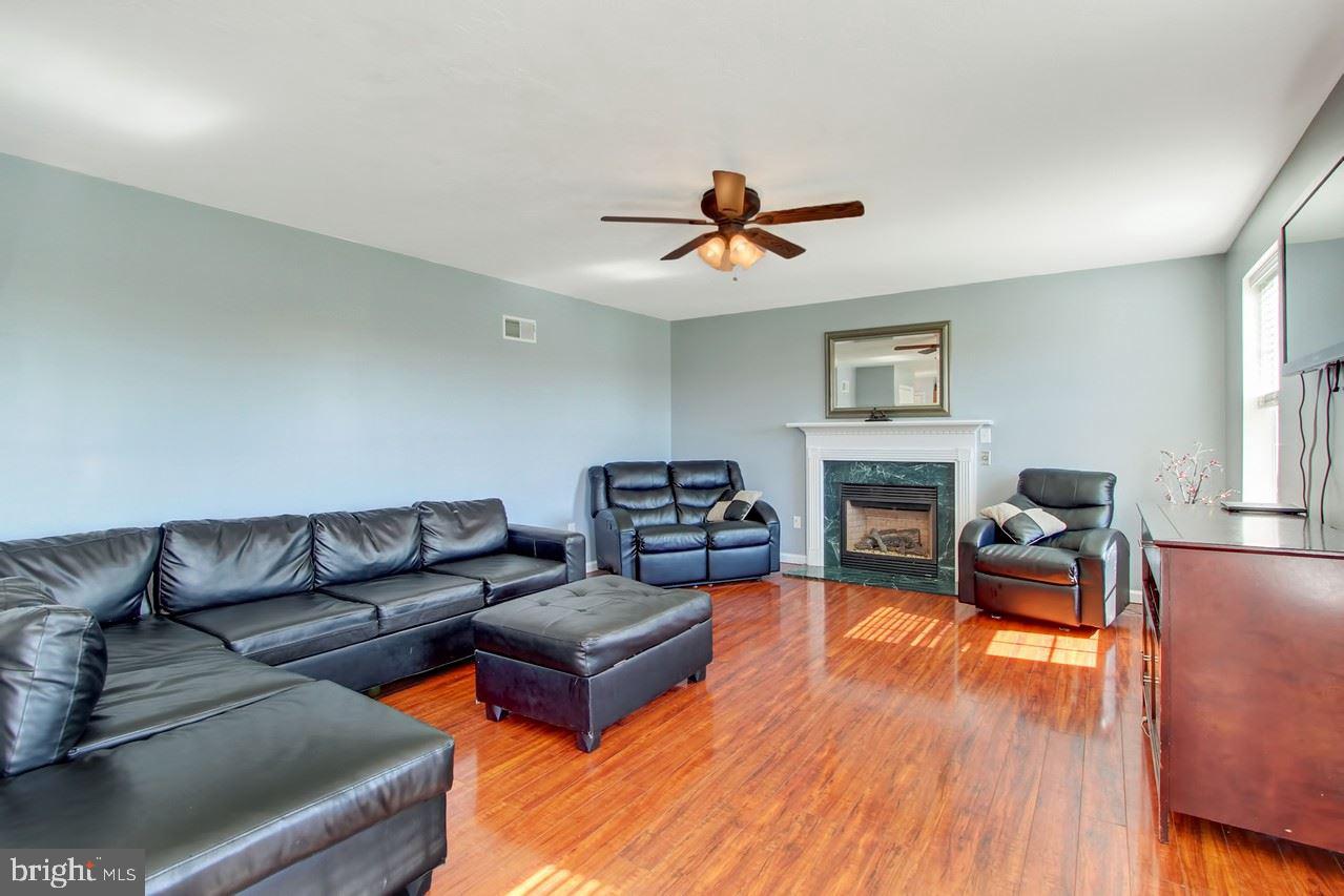 SHADOWBROOKE - Residential