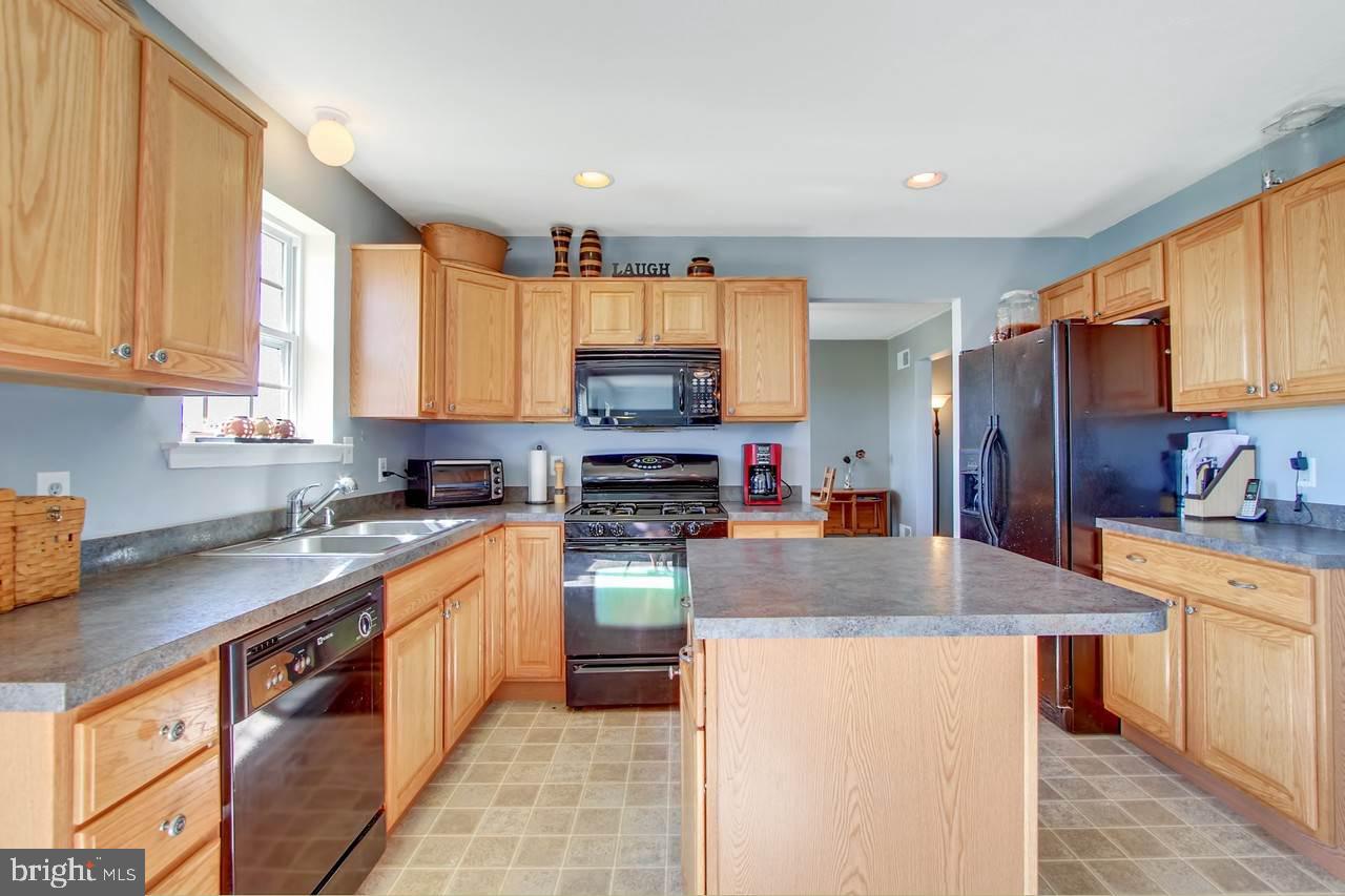 SHADOWBROOKE - Residential