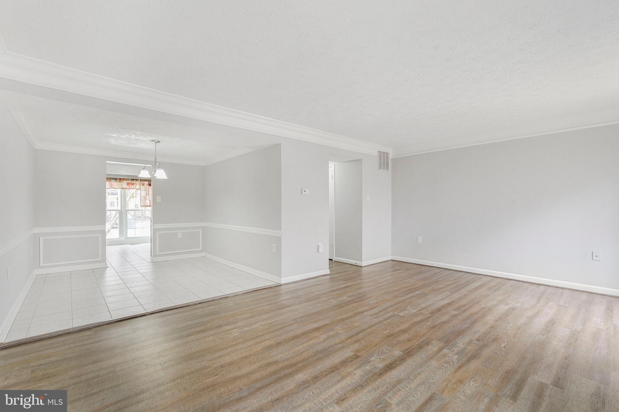 LAKE RIDGE - Residential Lease