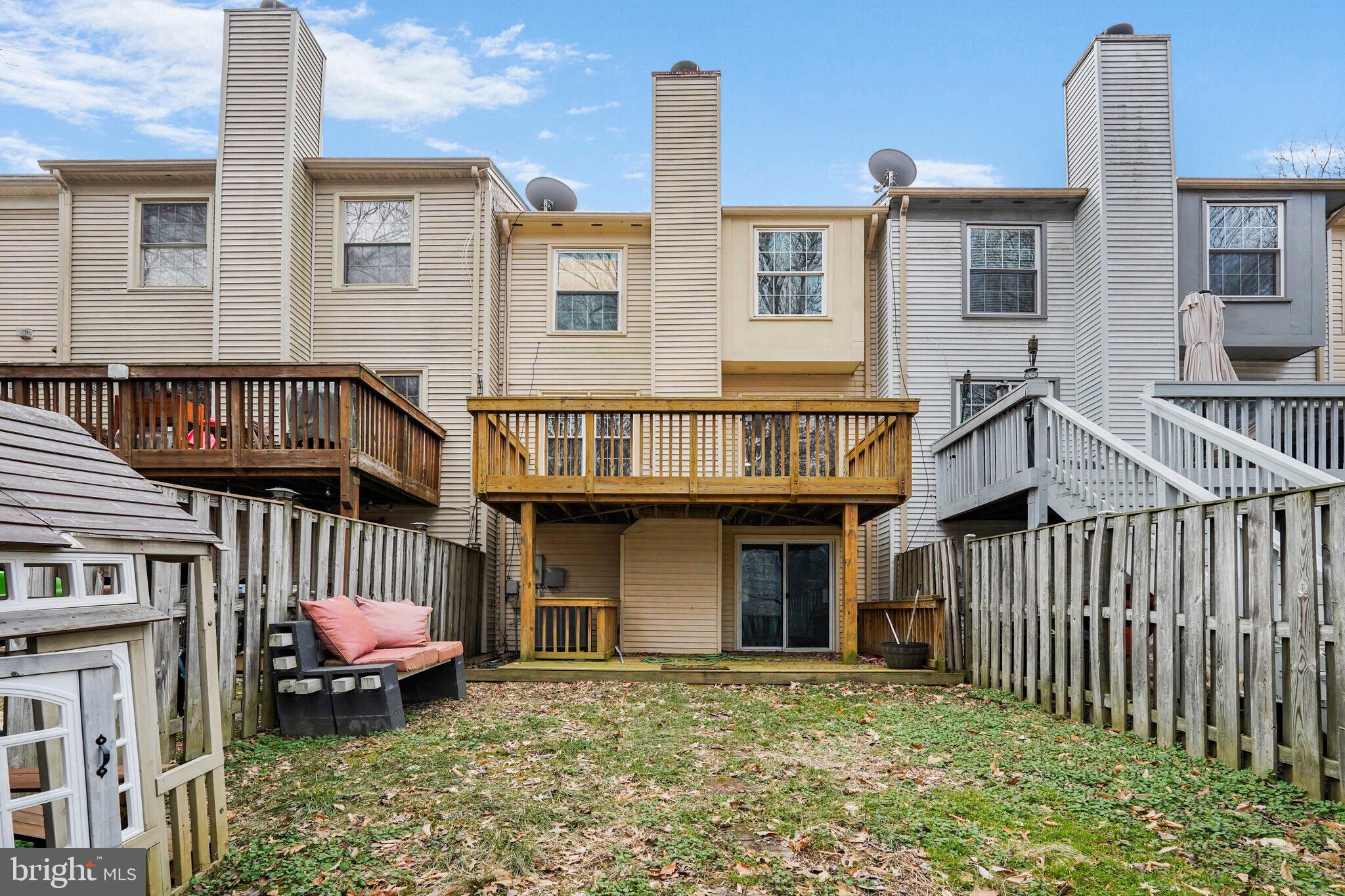 LAKE RIDGE - Residential Lease