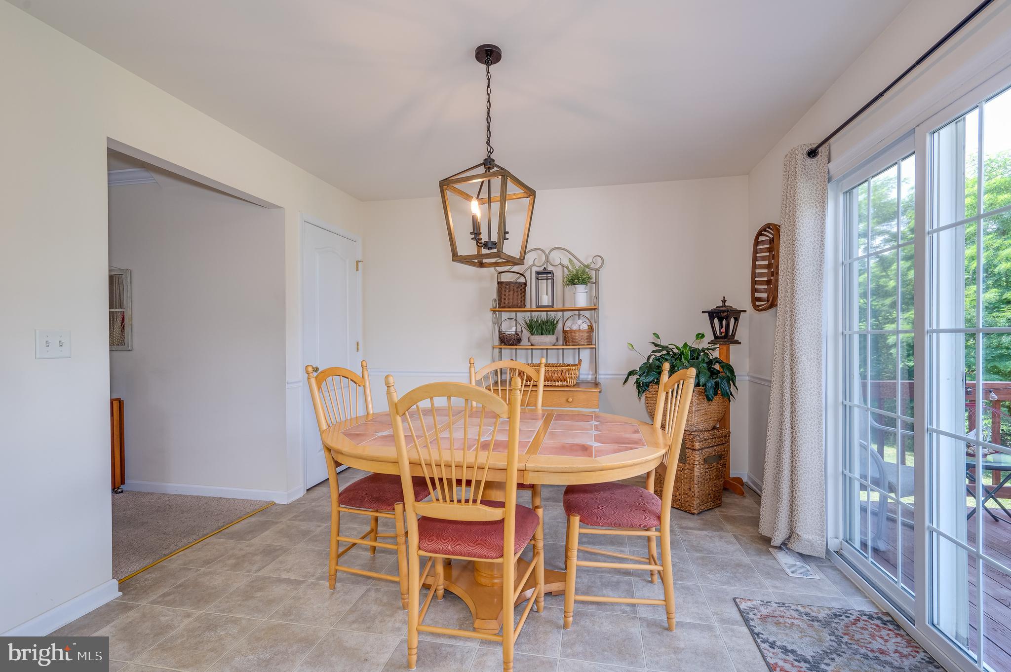 AMBER WOODS - Residential