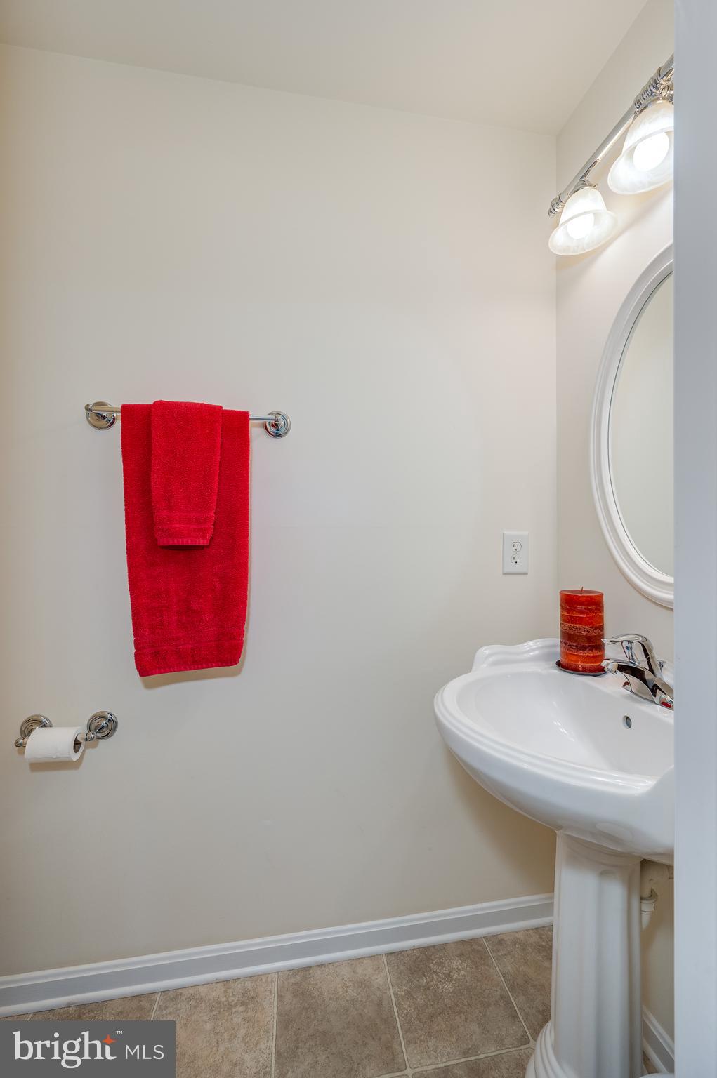 AMBER WOODS - Residential