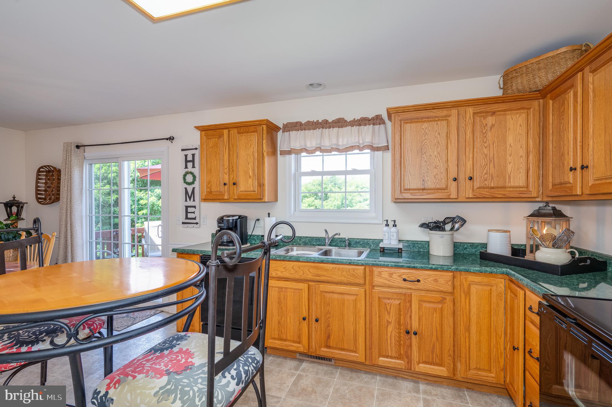 AMBER WOODS - Residential