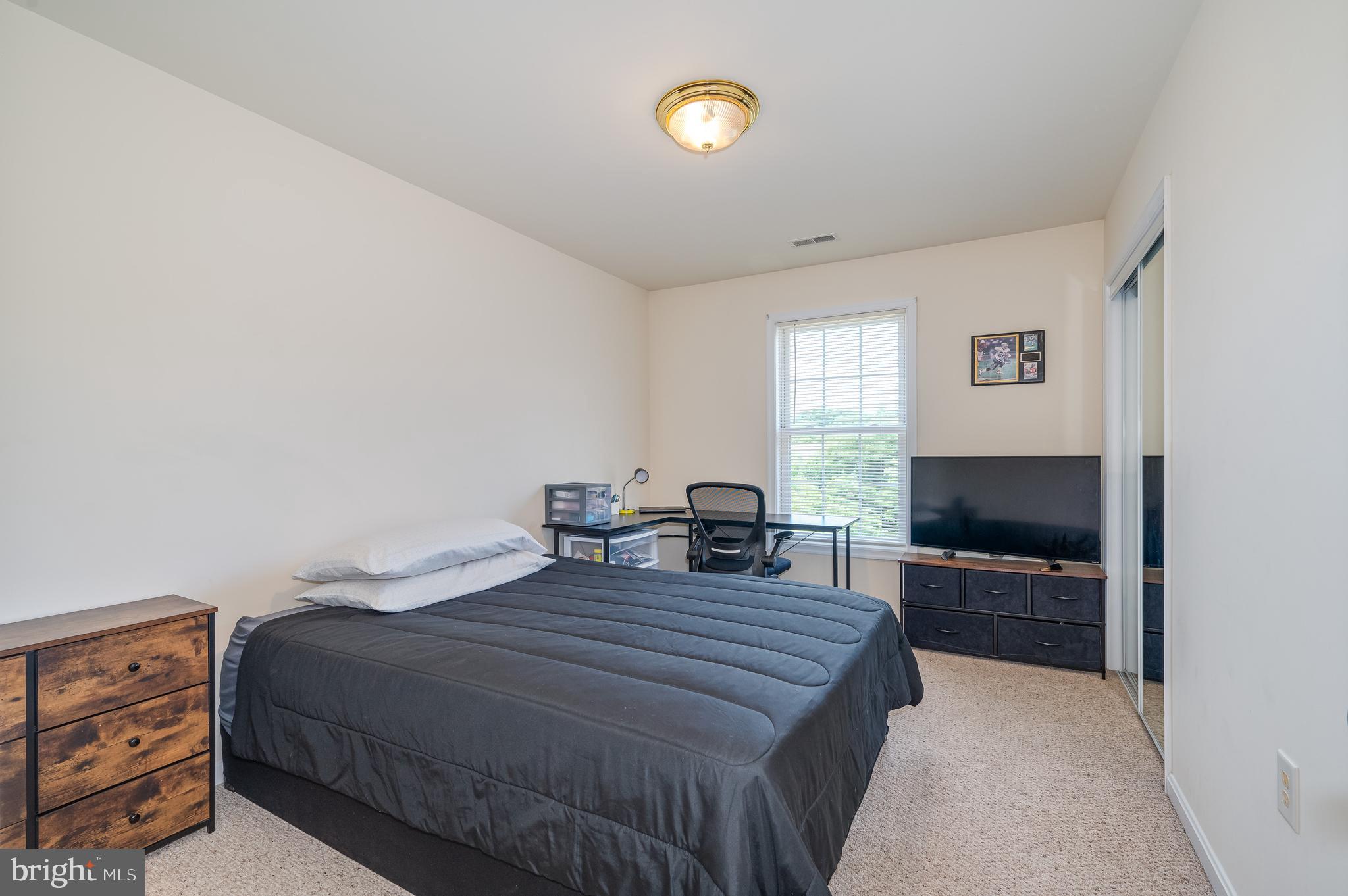 AMBER WOODS - Residential