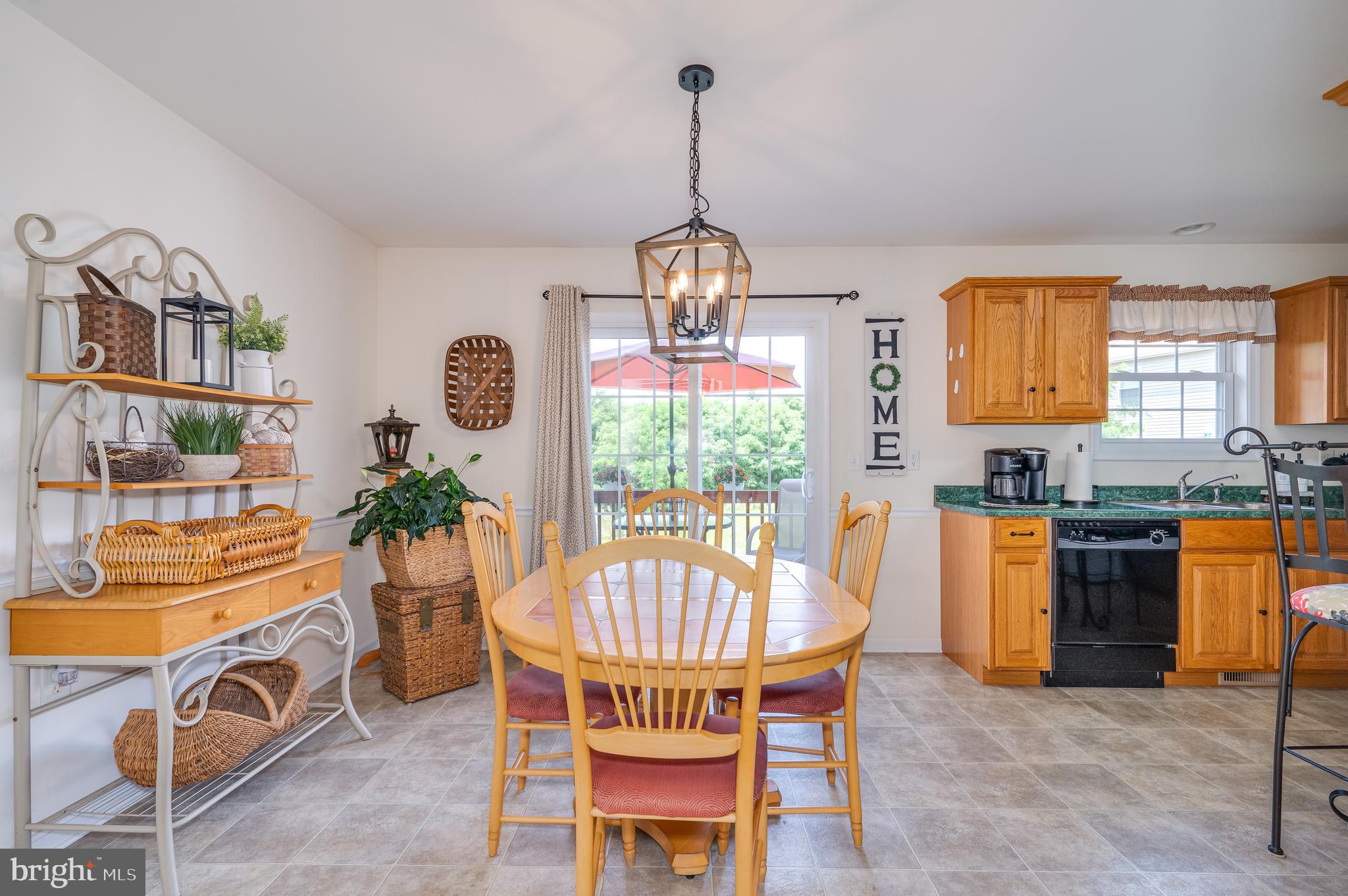 AMBER WOODS - Residential