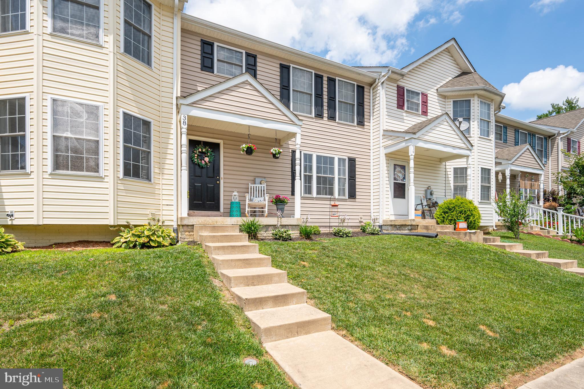 AMBER WOODS - Residential