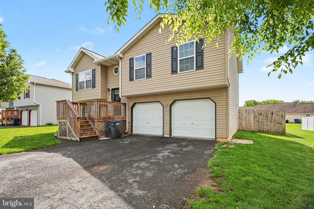 Photo of 239 Cypress Street, BAINBRIDGE, PA 17502 (MLS # PALA2087244)