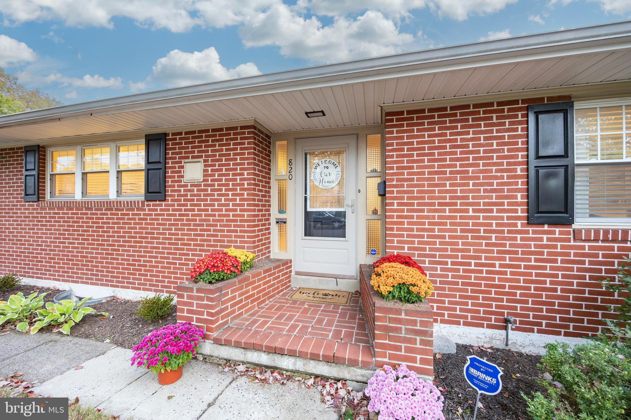 820 N FRANKLIN STREET