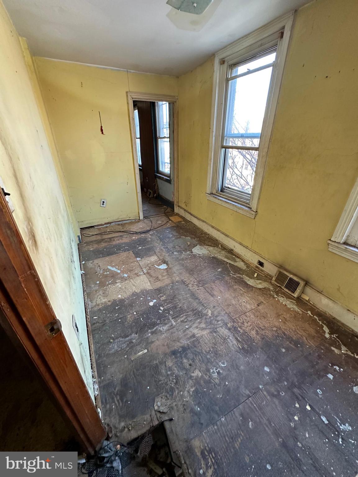 NORRIS SQUARE - Residential