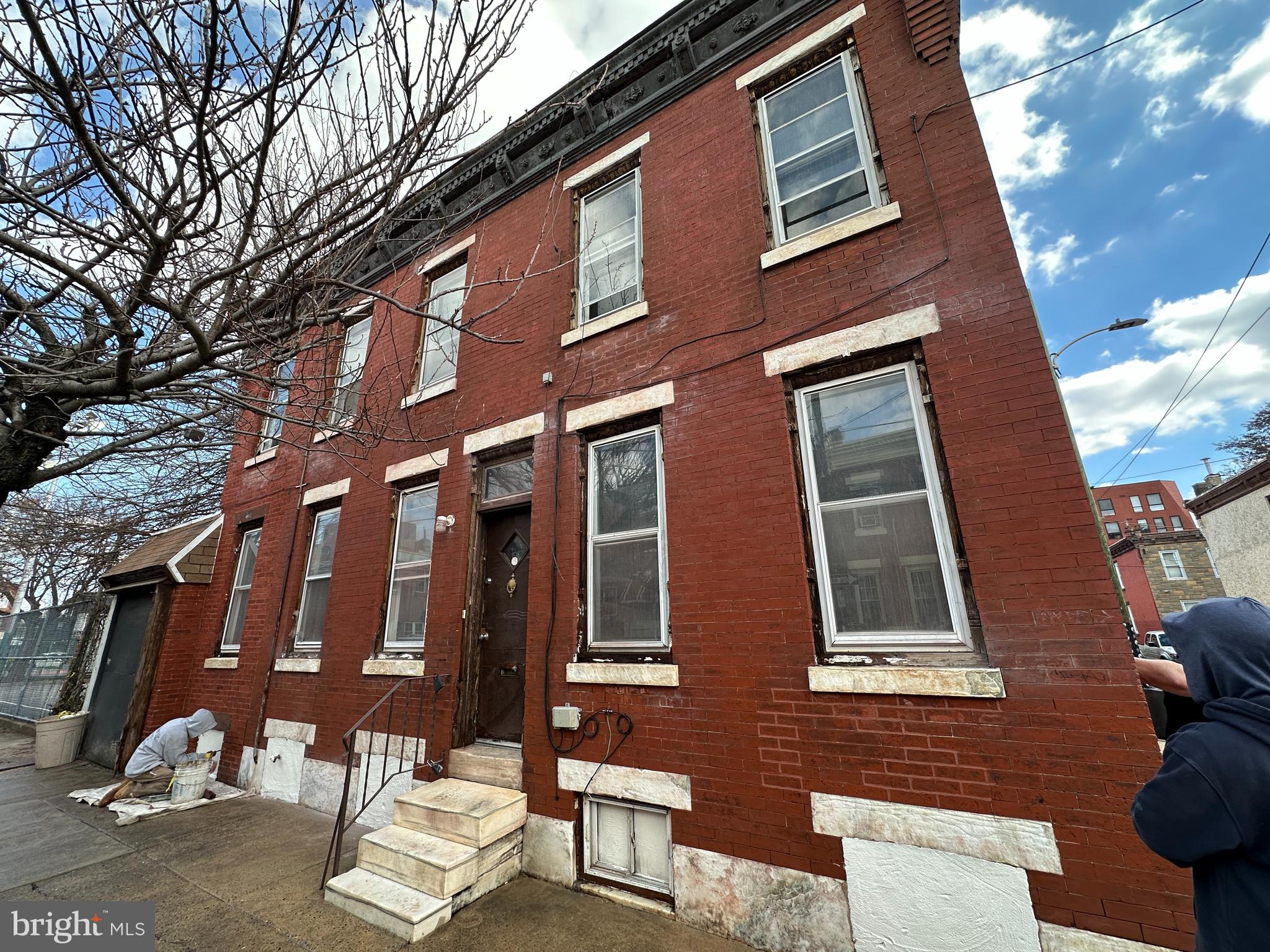 NORRIS SQUARE - Residential