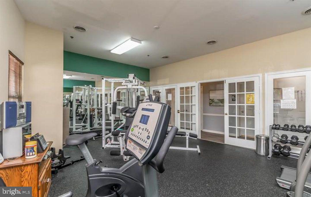 GREENBRIER HILLS - Residential Lease