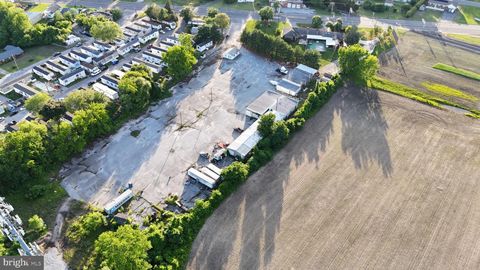 Photo of 305 N Virginia Avenue, CARNEYS POINT, NJ 08069 (MLS # NJSA2015054)