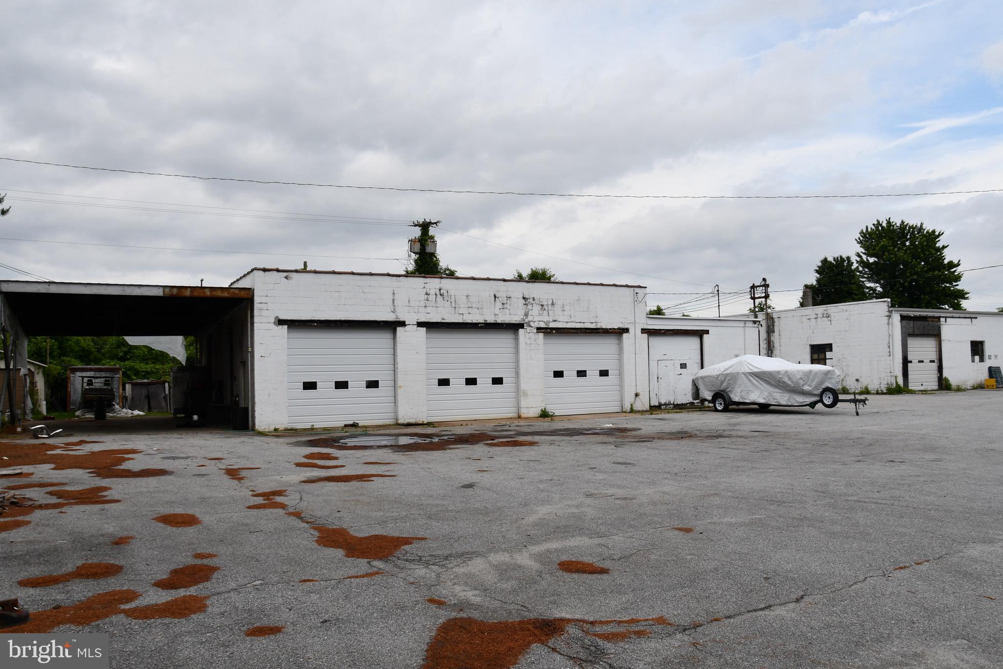 305 N VIRGINIA AVENUE
