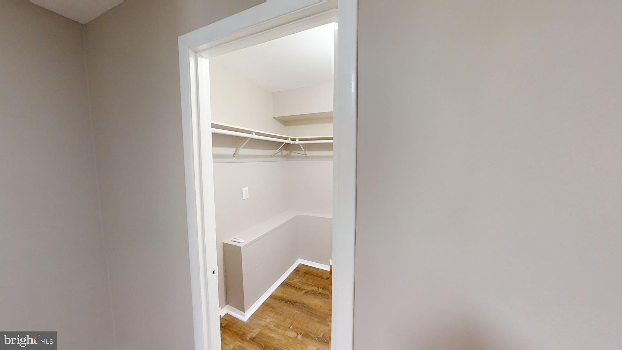 BARCROFT HILLS - Residential