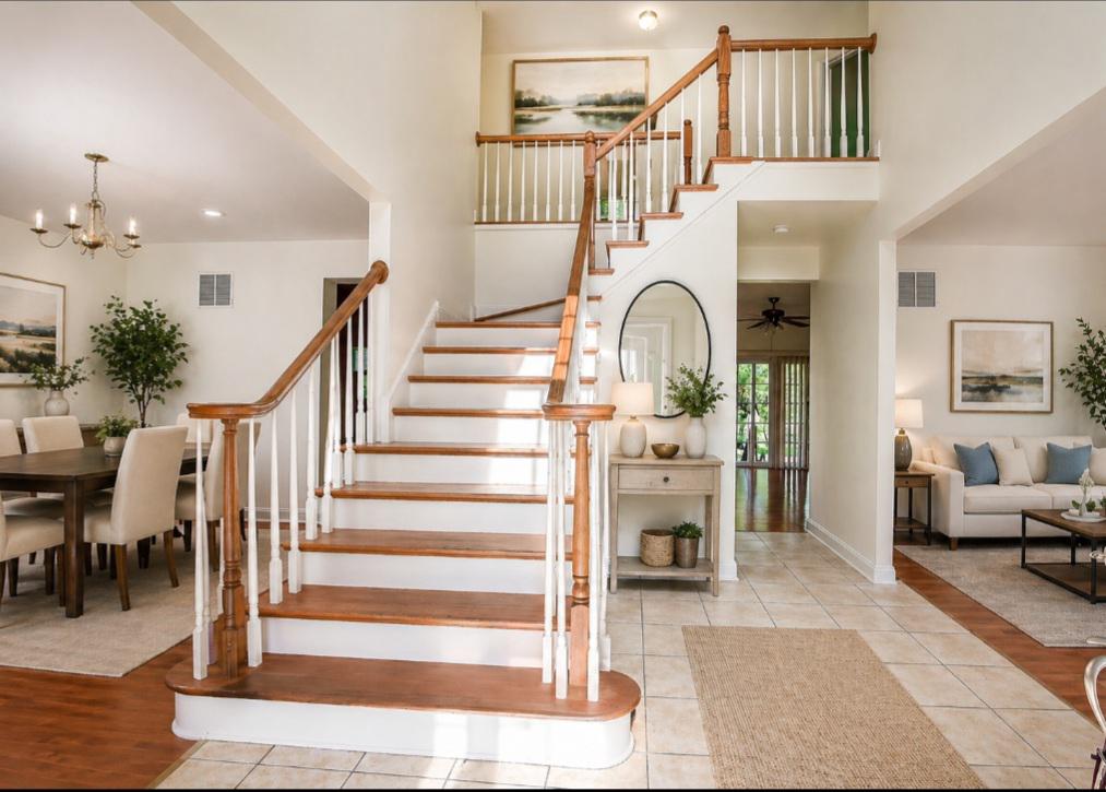 6 PALMER COURT
