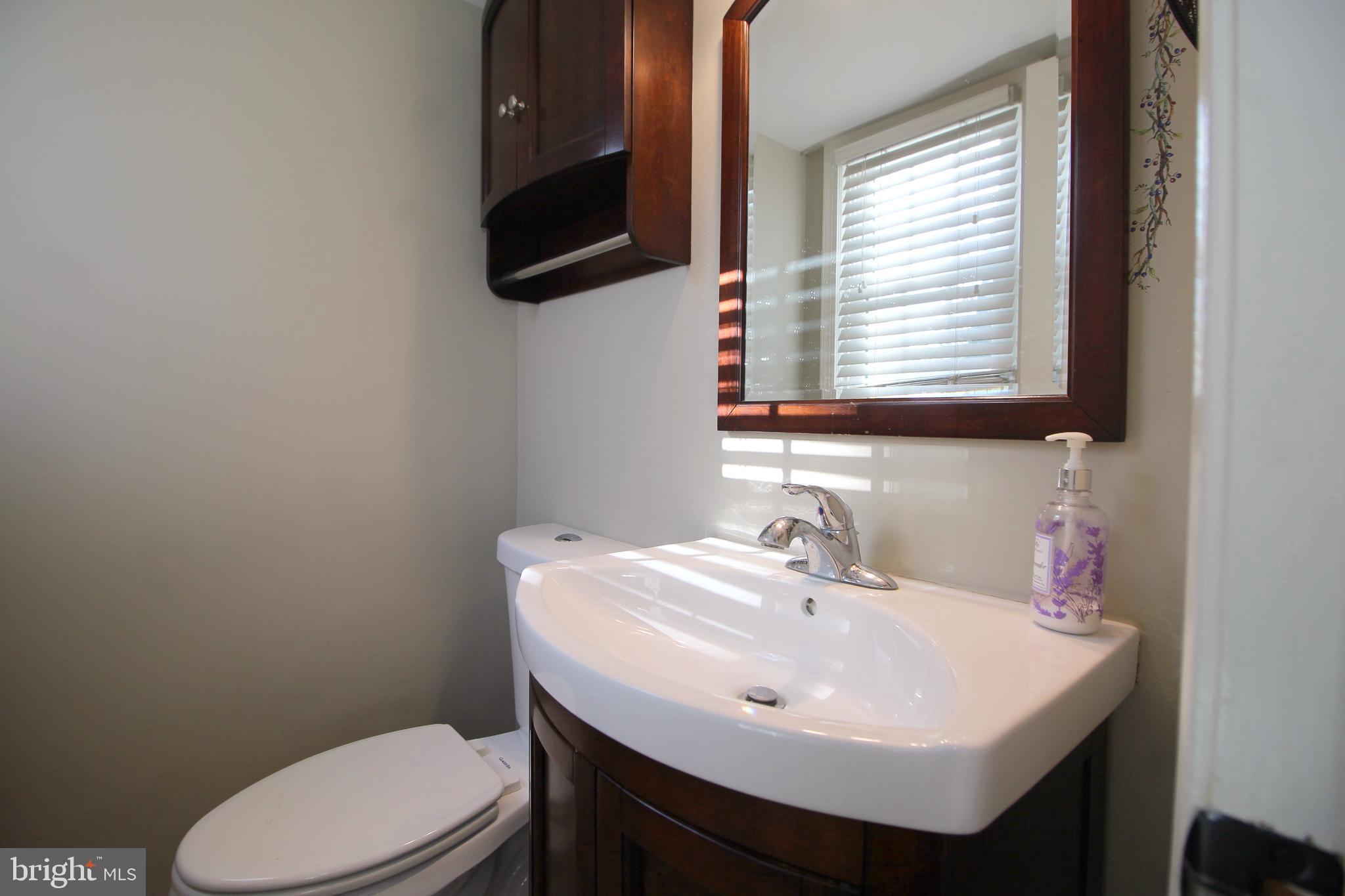 BERKELEY MANOR - Residential Lease