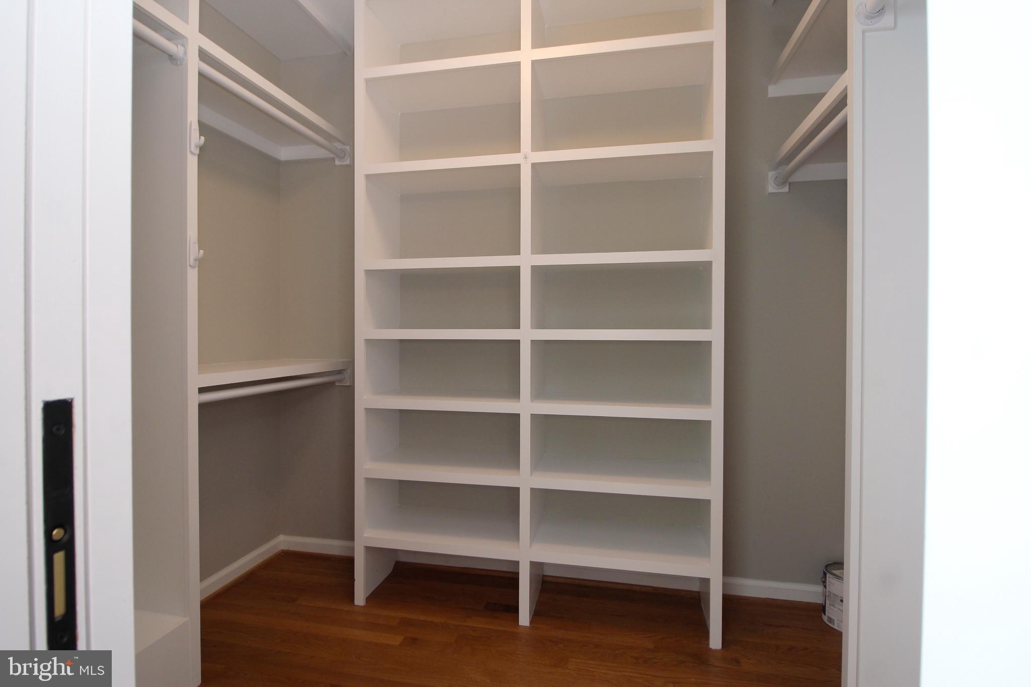 BERKELEY MANOR - Residential Lease