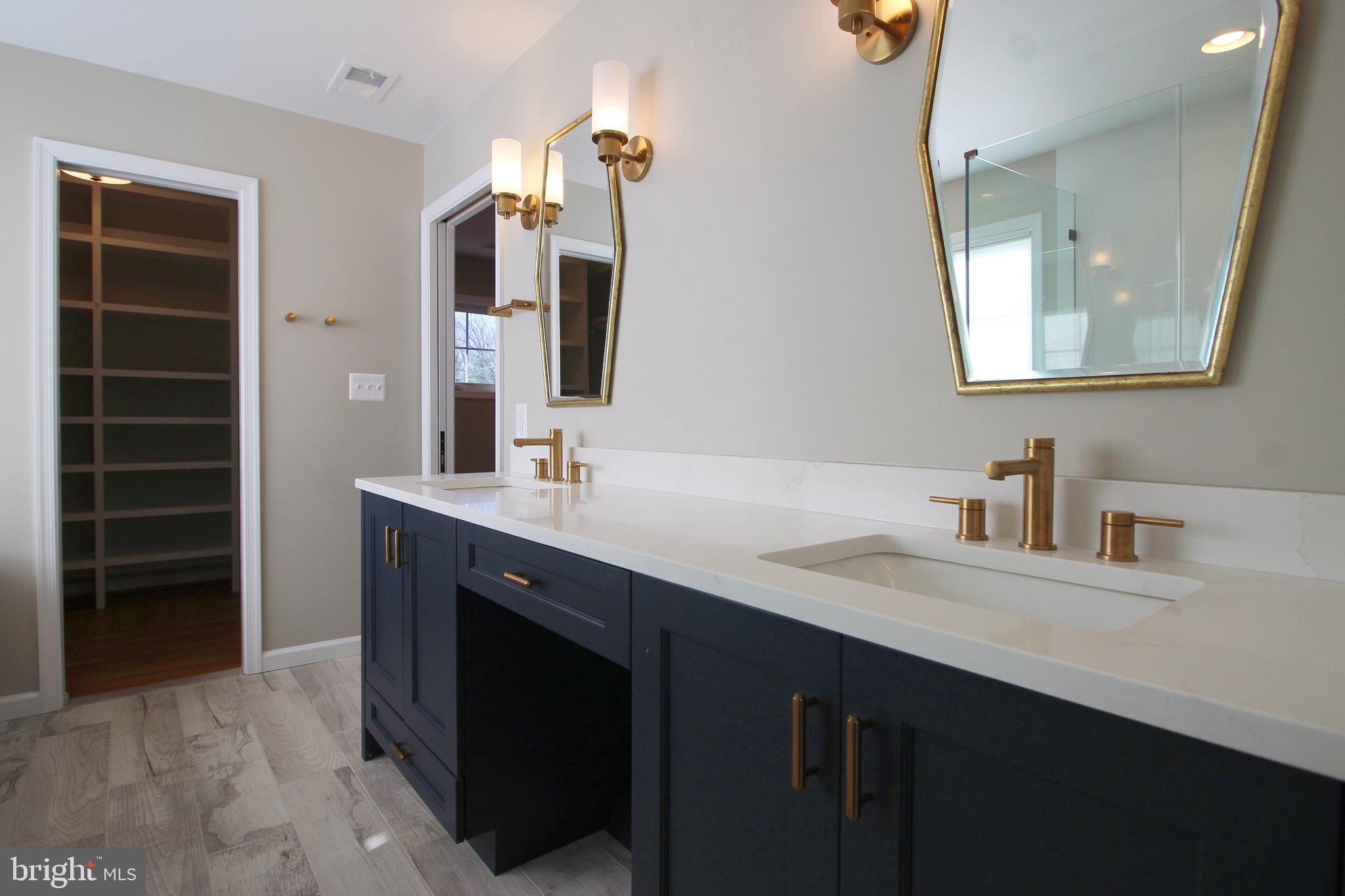 BERKELEY MANOR - Residential Lease