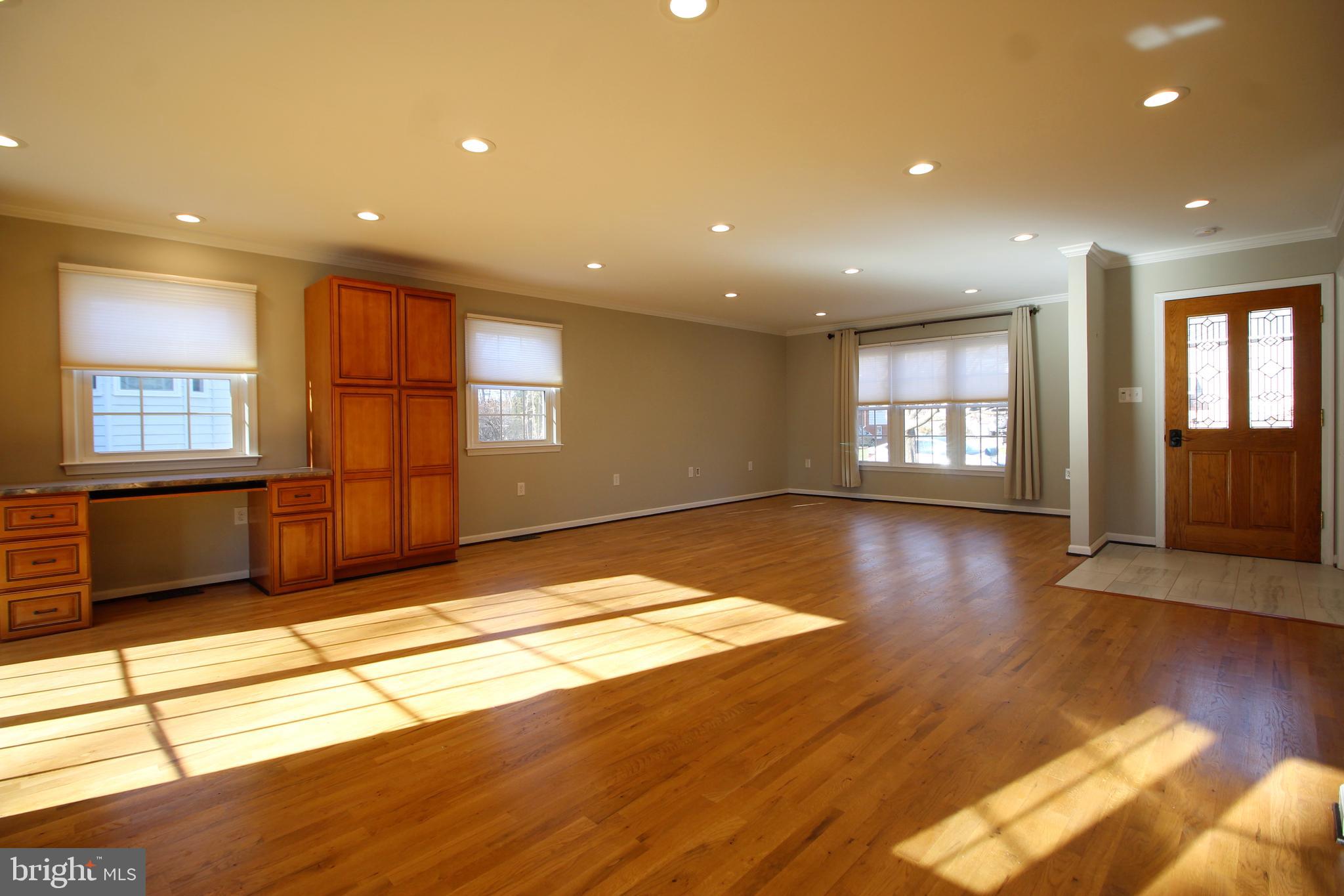 BERKELEY MANOR - Residential Lease