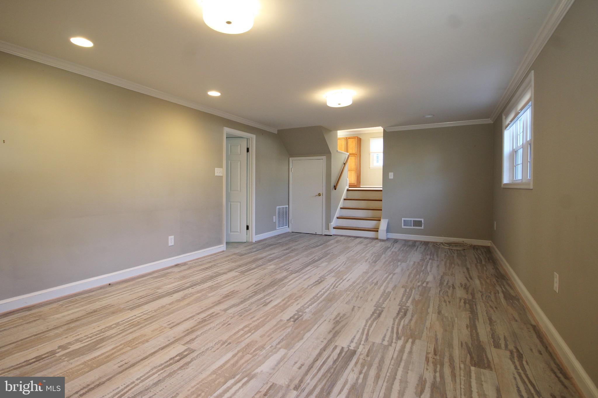 BERKELEY MANOR - Residential Lease