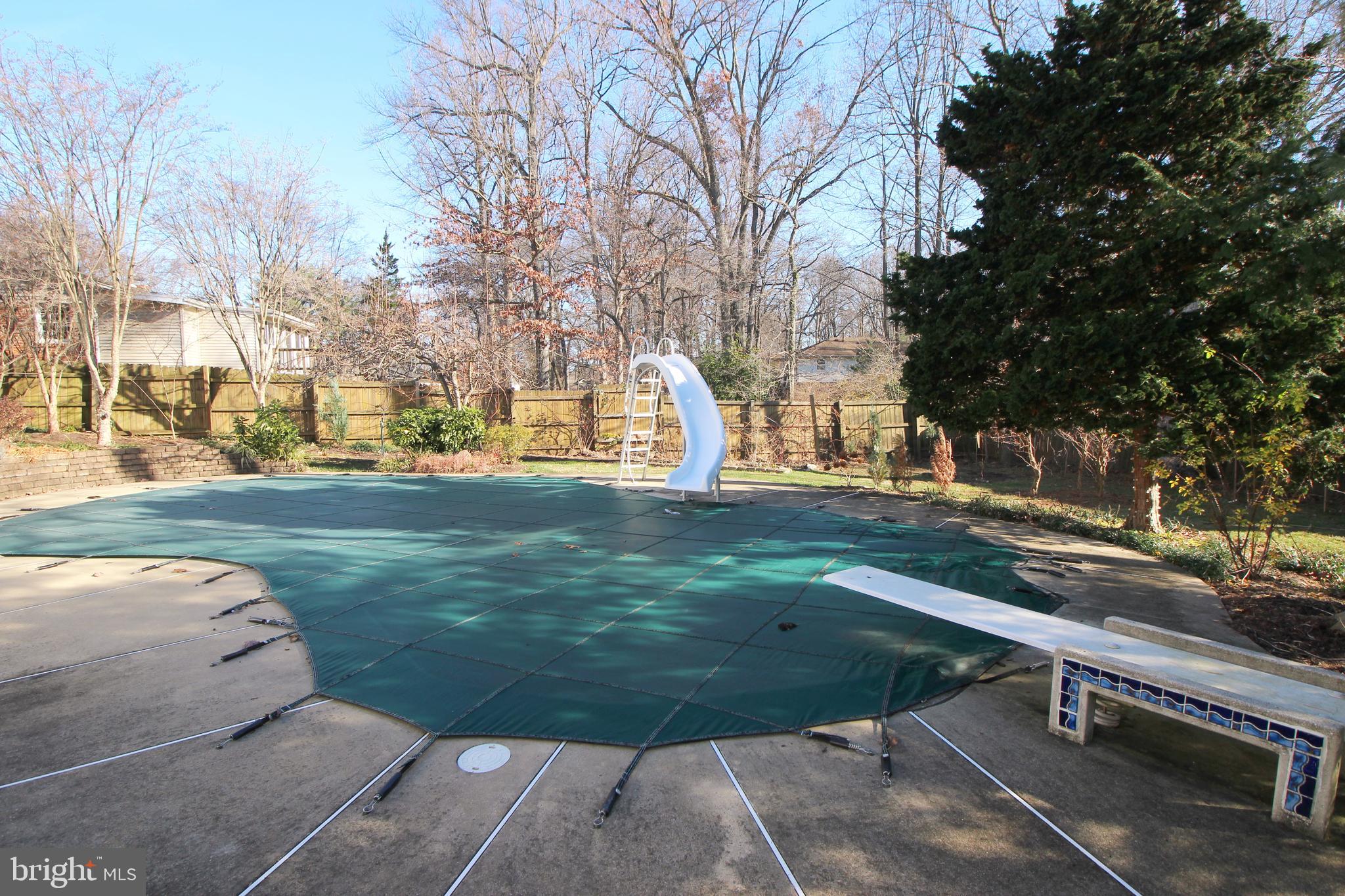 BERKELEY MANOR - Residential Lease