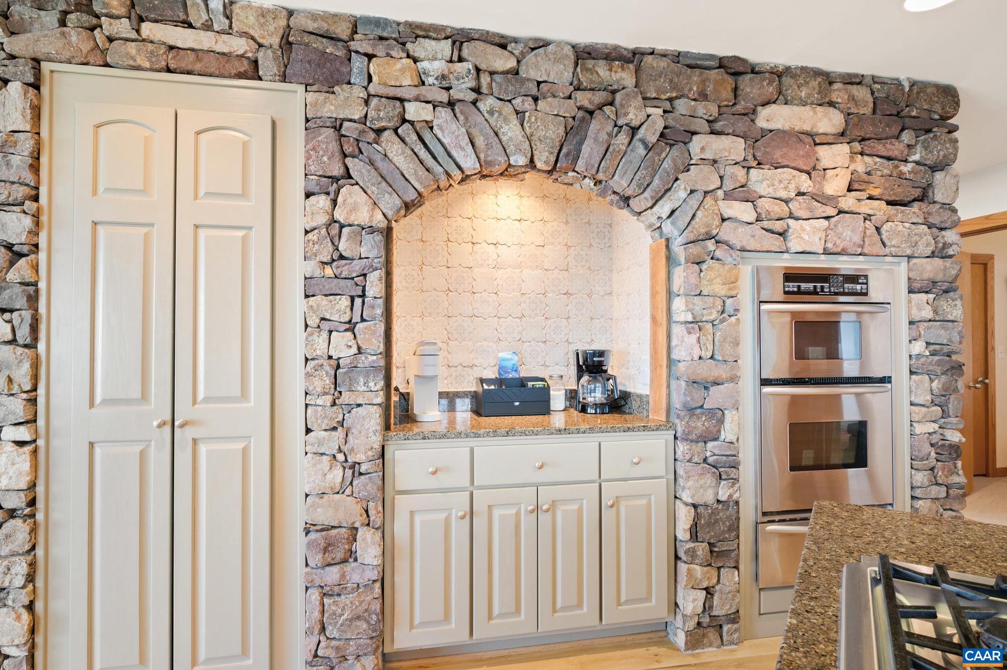 WINTERGREEN RESORT - Residential