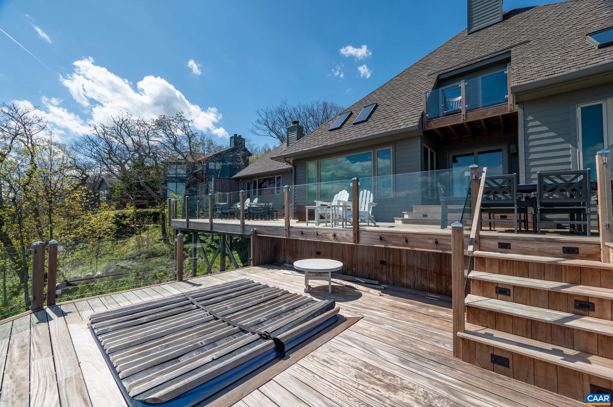 WINTERGREEN RESORT - Residential