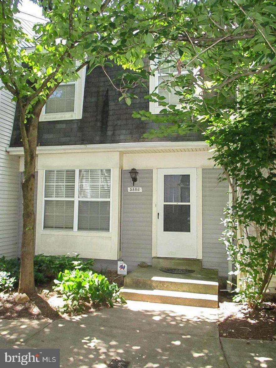 Charming 3-Level 2 Bedroom 2.5 Bathroom Interior Townhome In Much Sought After Oakwood Commons At Burke * Gleaming Hardwood Floors * Light And Bright Living Room * Two Master Suites, One With A Window Bench * Lower Level Family Room With Wood-Burning Fireplace, Mantel, And Walk-Out Access To Fully Fenced In Rear Backyard With Brick Patio * Half Bathroom * Water, Sewer, And Trash Utilities Included * Unassigned, Permit Parking * Easy Access To Roberts Parkway, Burke Centre Parkway, Fairfax County Parkway, Burke Center Shops And Restaurants *