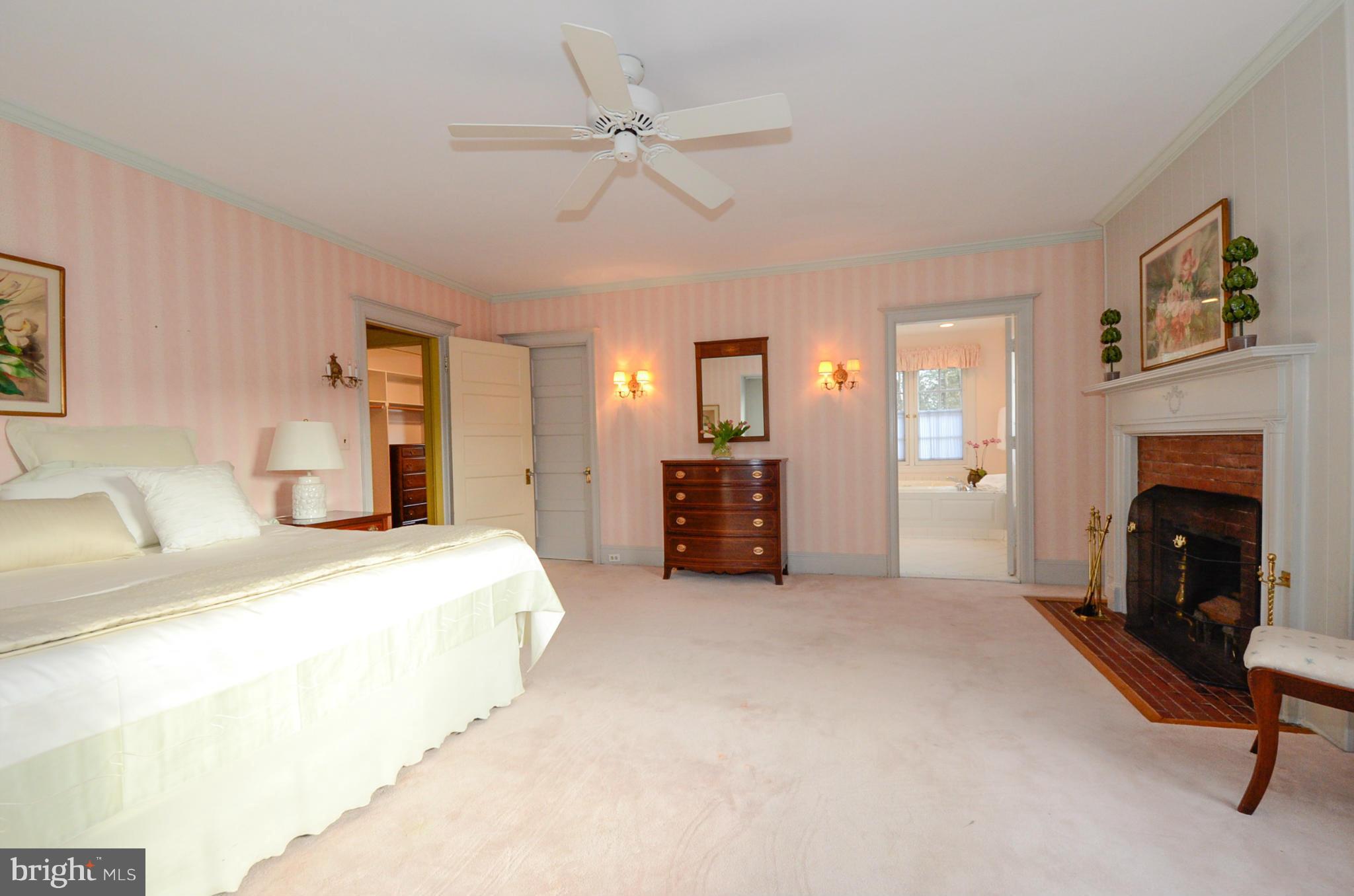 ROLAND PARK - Residential