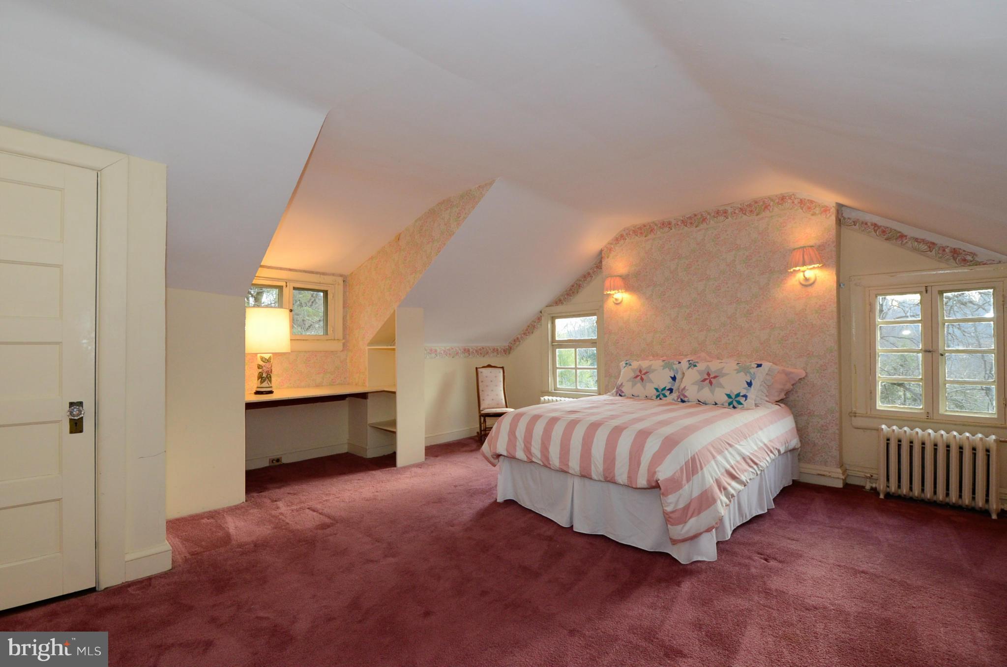 ROLAND PARK - Residential