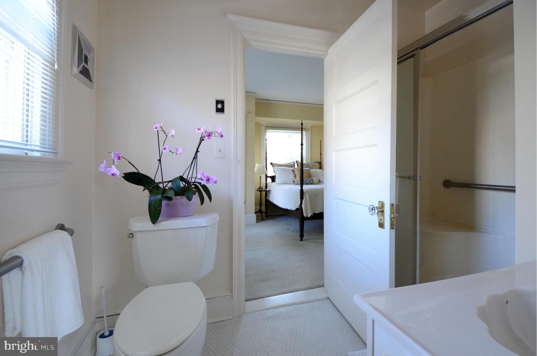 ROLAND PARK - Residential