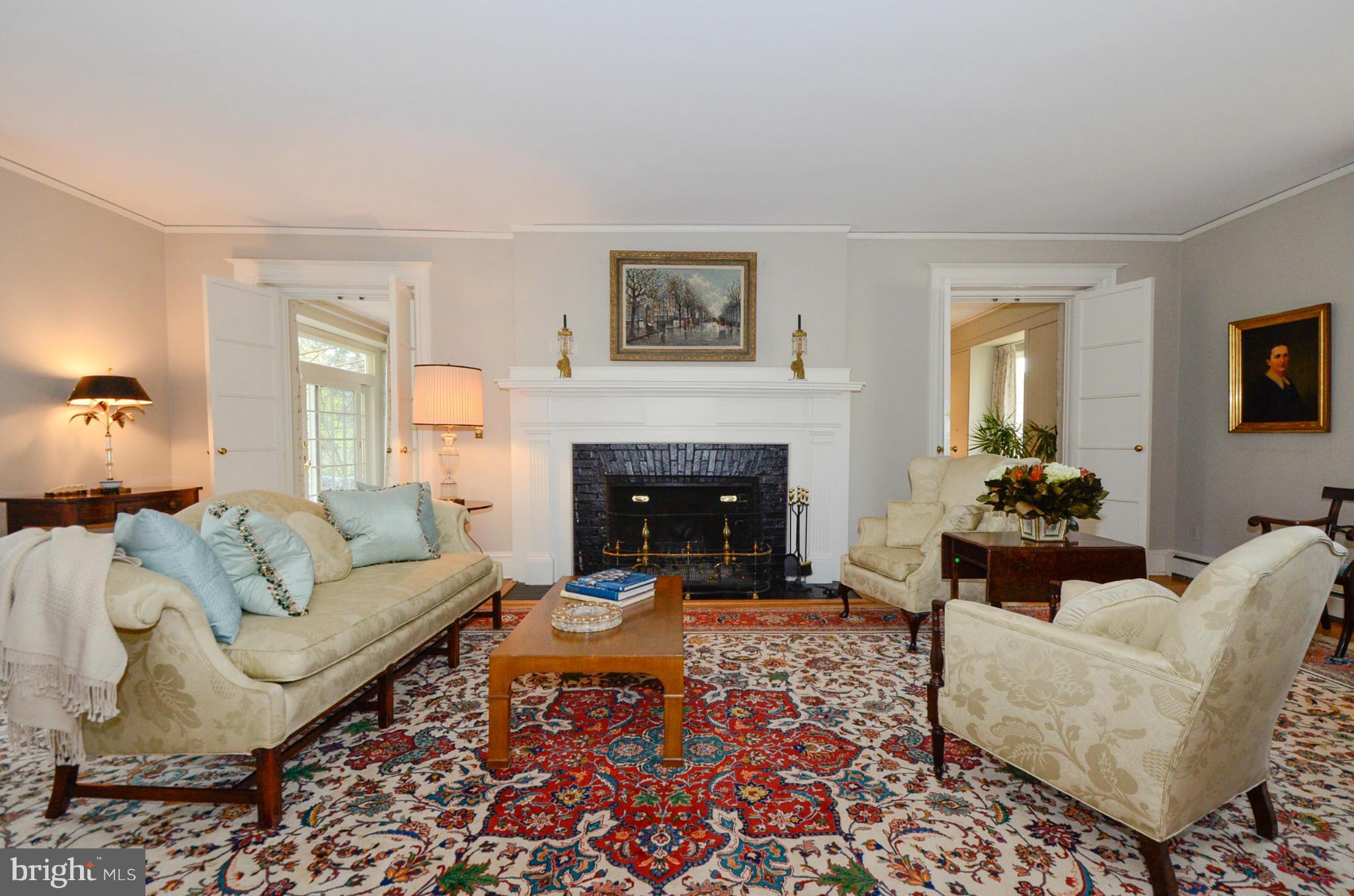 ROLAND PARK - Residential