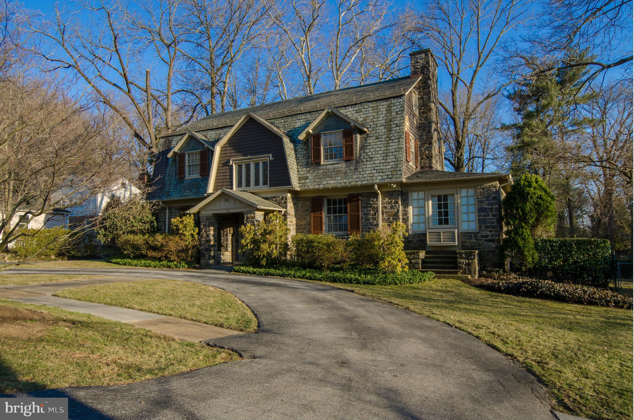 ROLAND PARK - Residential