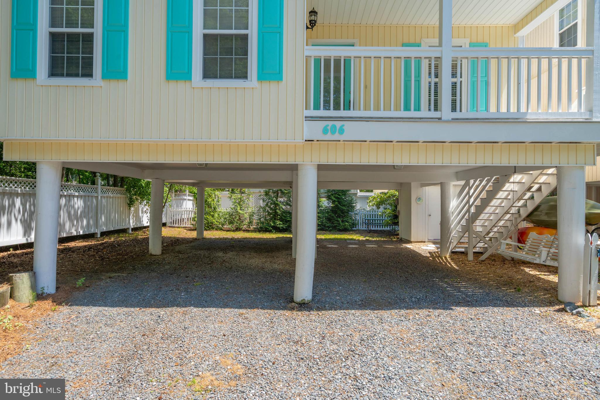 BAHAMAS BEACH - Residential