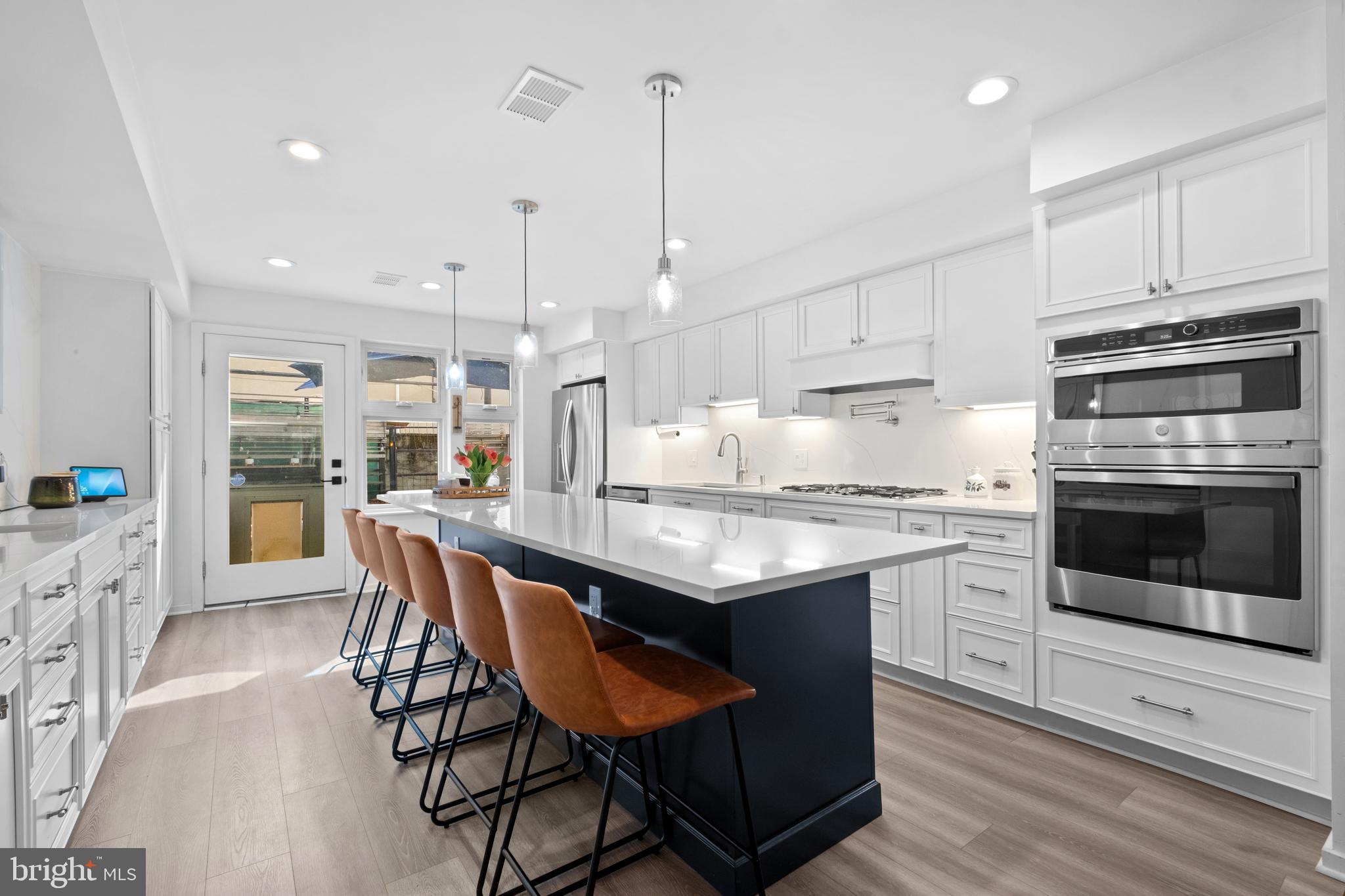 EAST PASSYUNK CROSSING - Residential