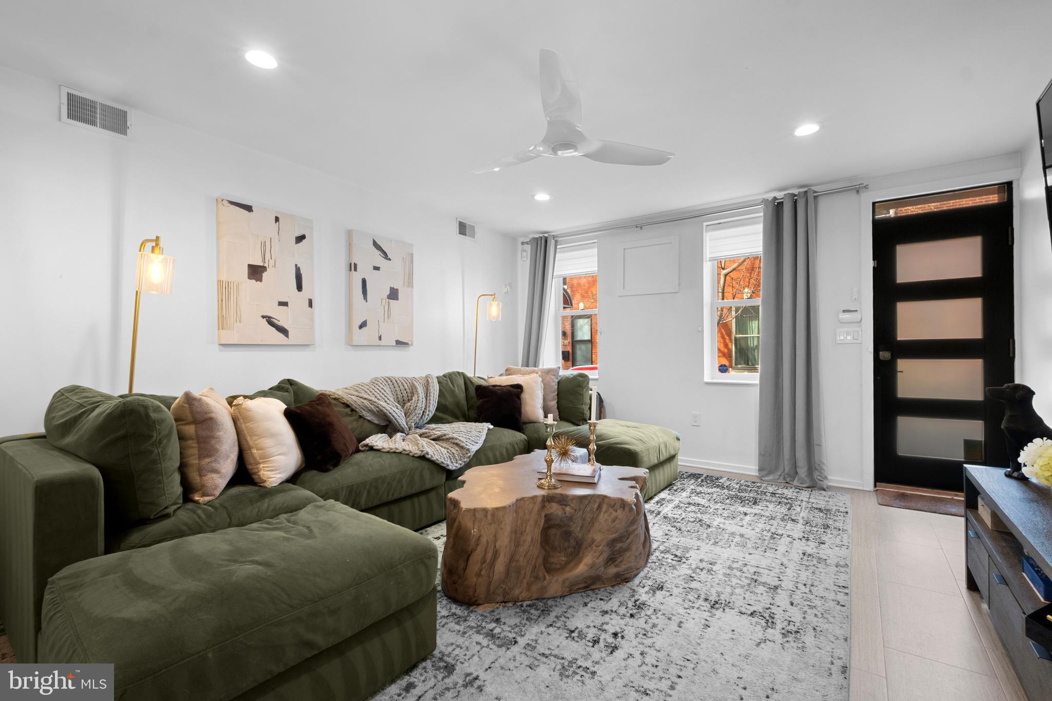 EAST PASSYUNK CROSSING - Residential